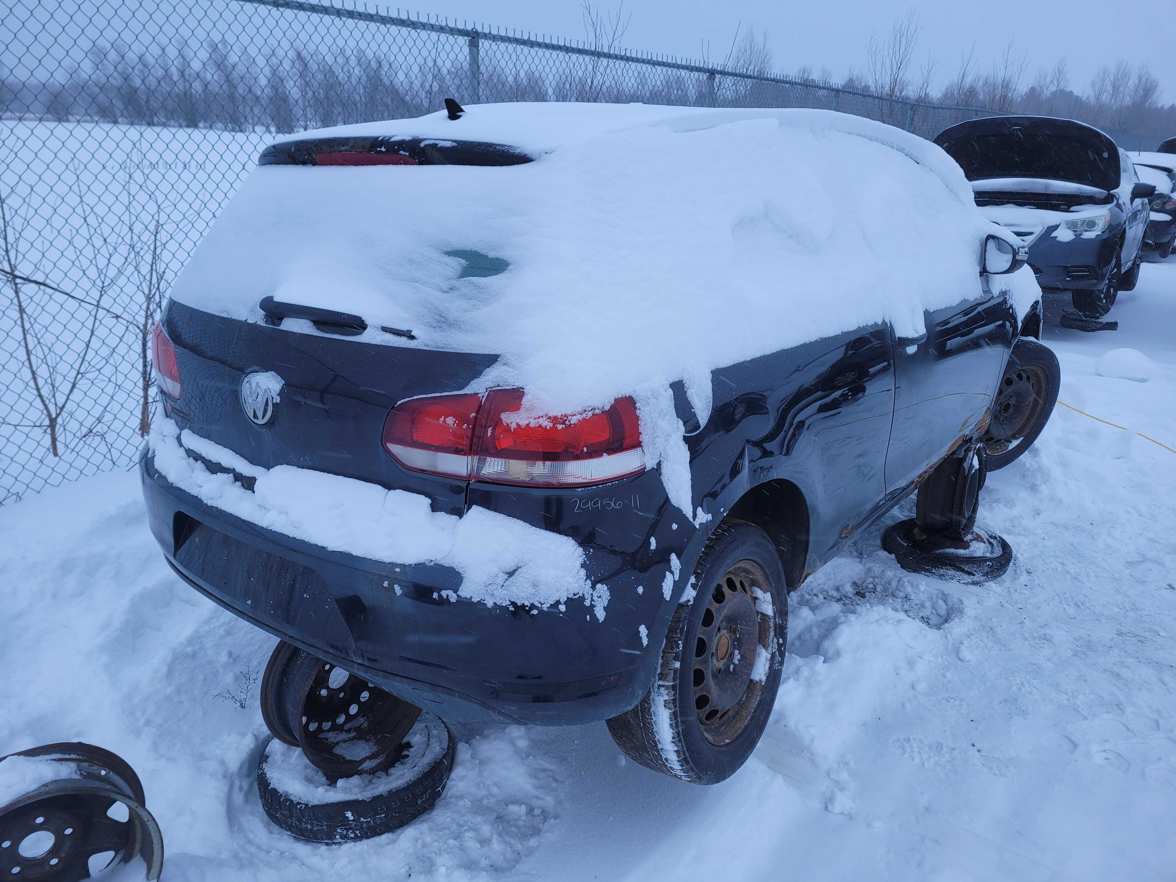 VOLKSWAGEN GOLF 2011