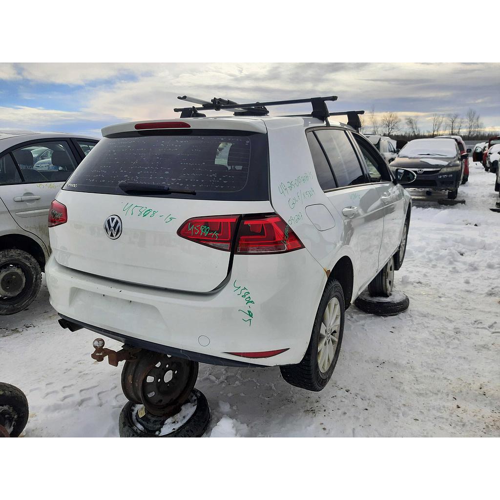 VOLKSWAGEN GOLF 2015