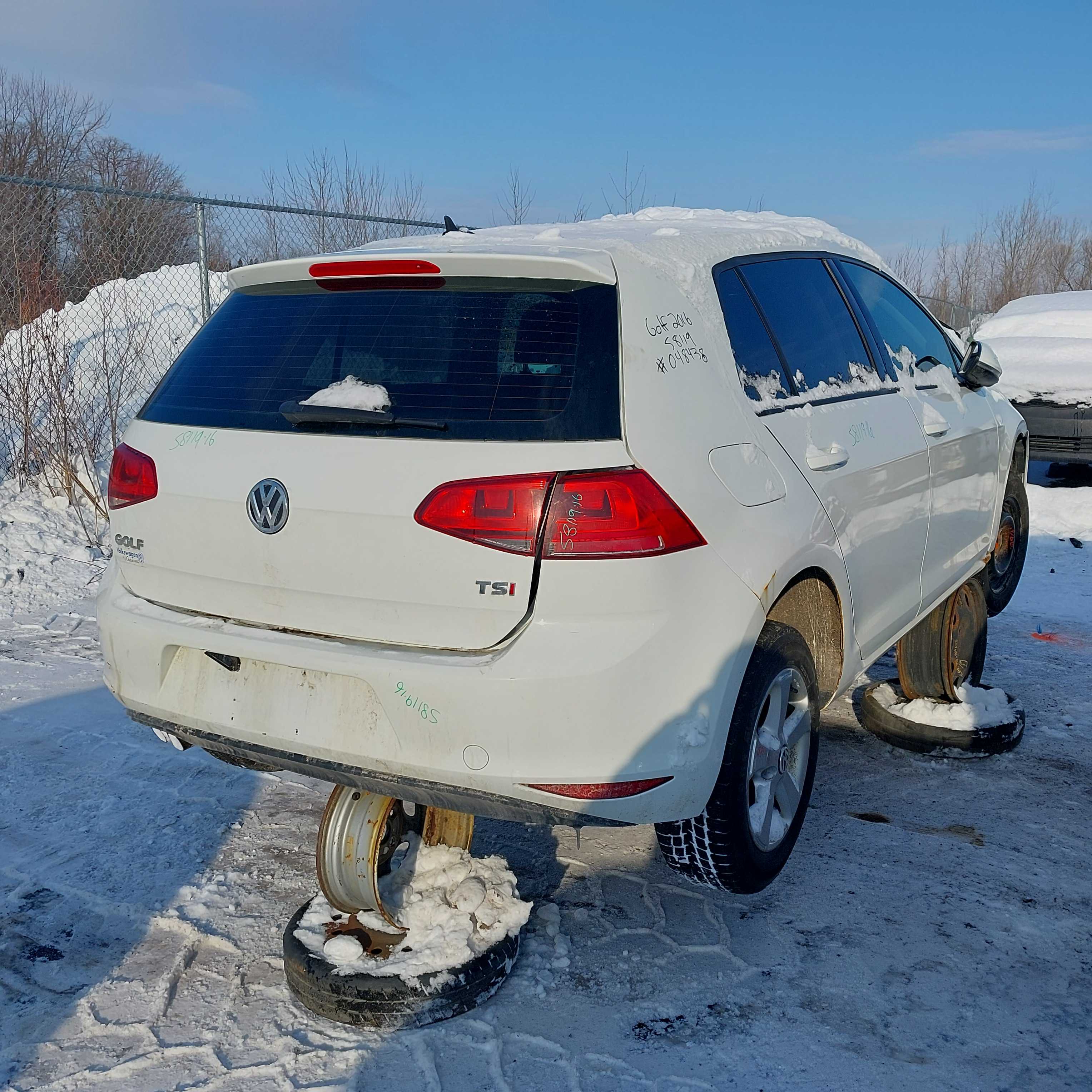 VOLKSWAGEN GOLF 2016