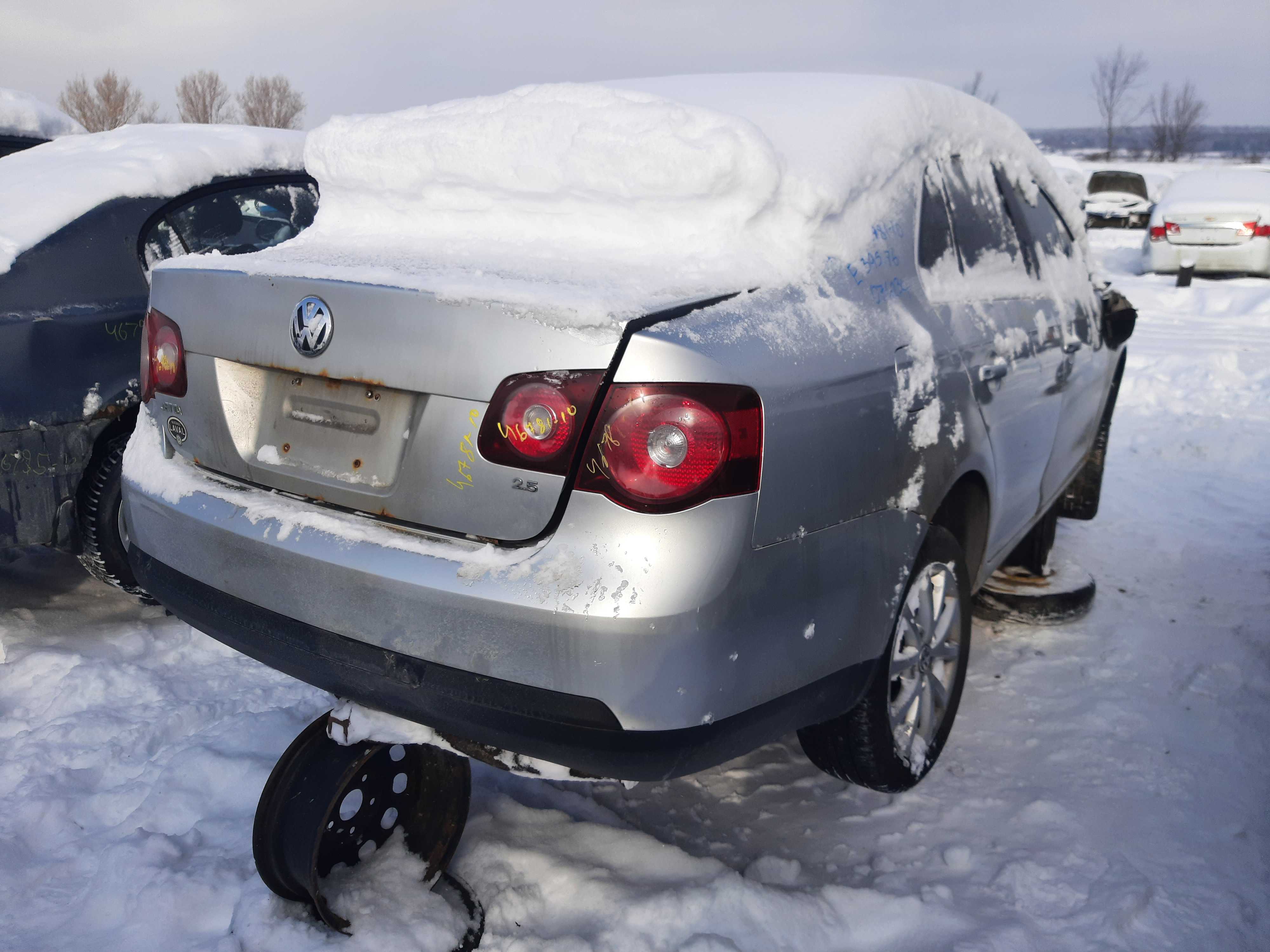 VOLKSWAGEN JETTA 2010