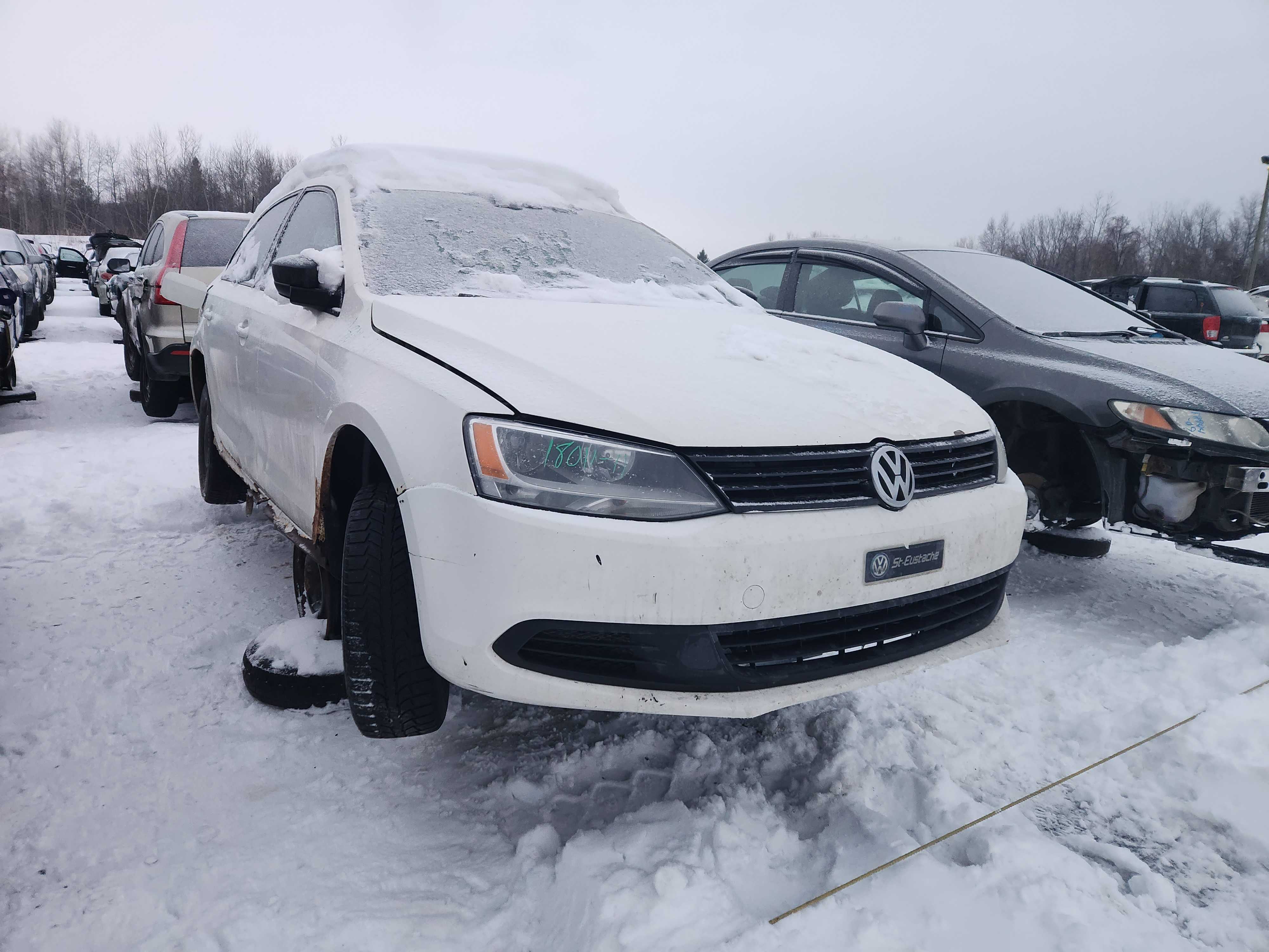 VOLKSWAGEN JETTA 2011