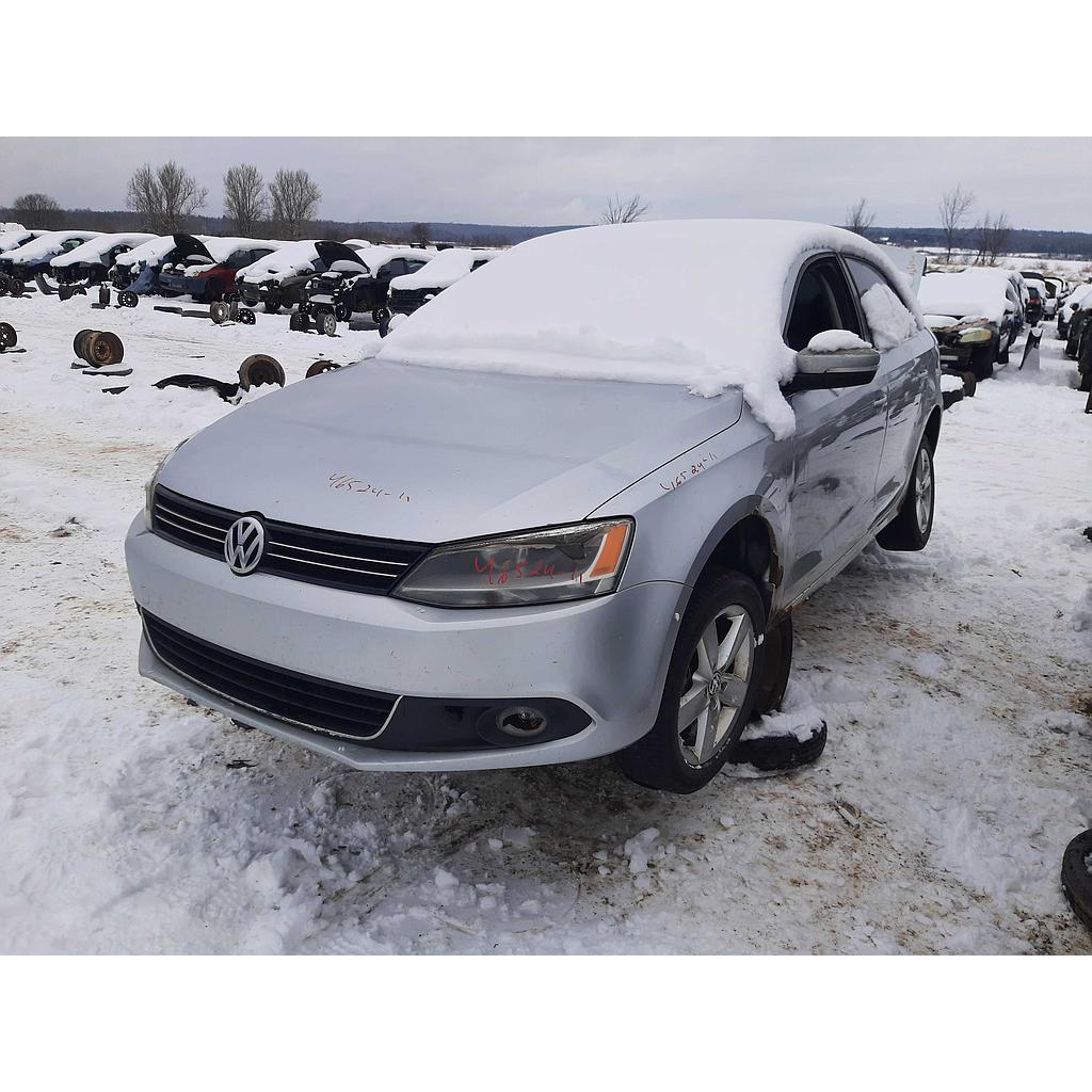 VOLKSWAGEN JETTA 2011