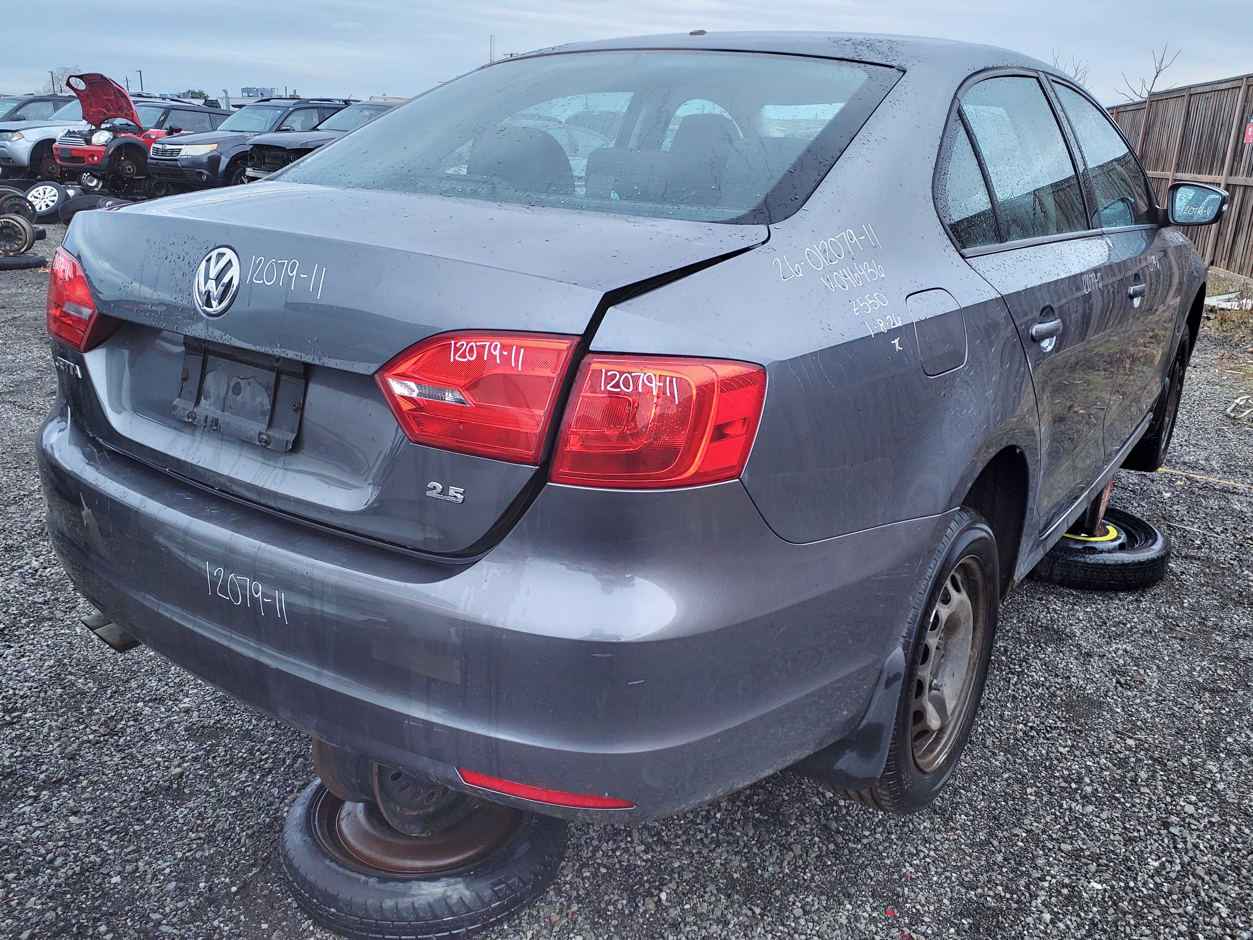 VOLKSWAGEN JETTA 2011