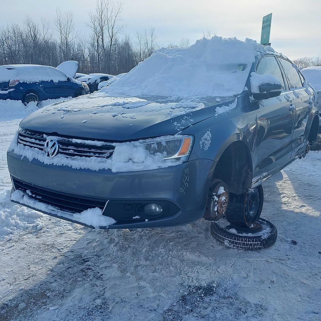 VOLKSWAGEN JETTA 2011