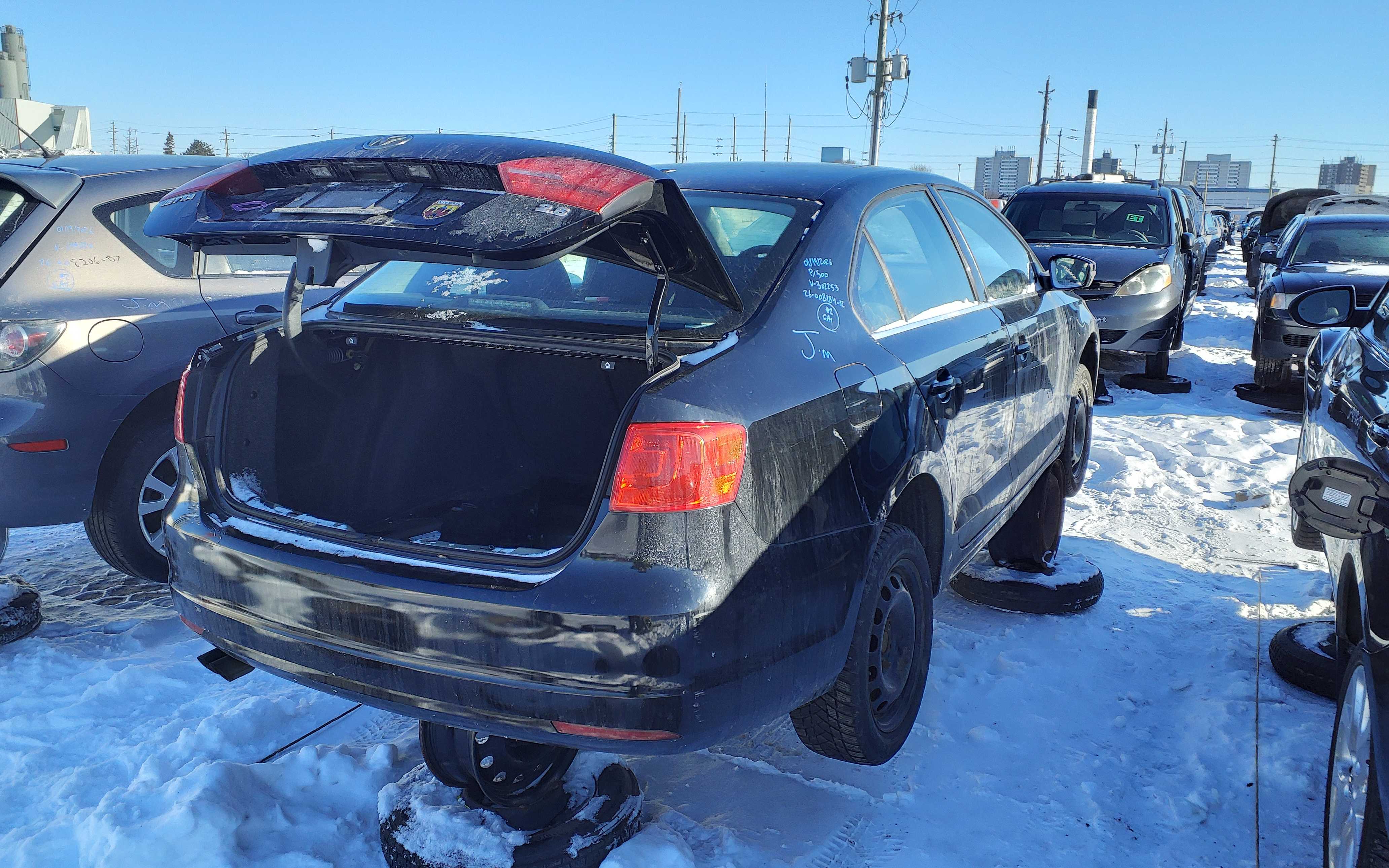 VOLKSWAGEN JETTA 2012