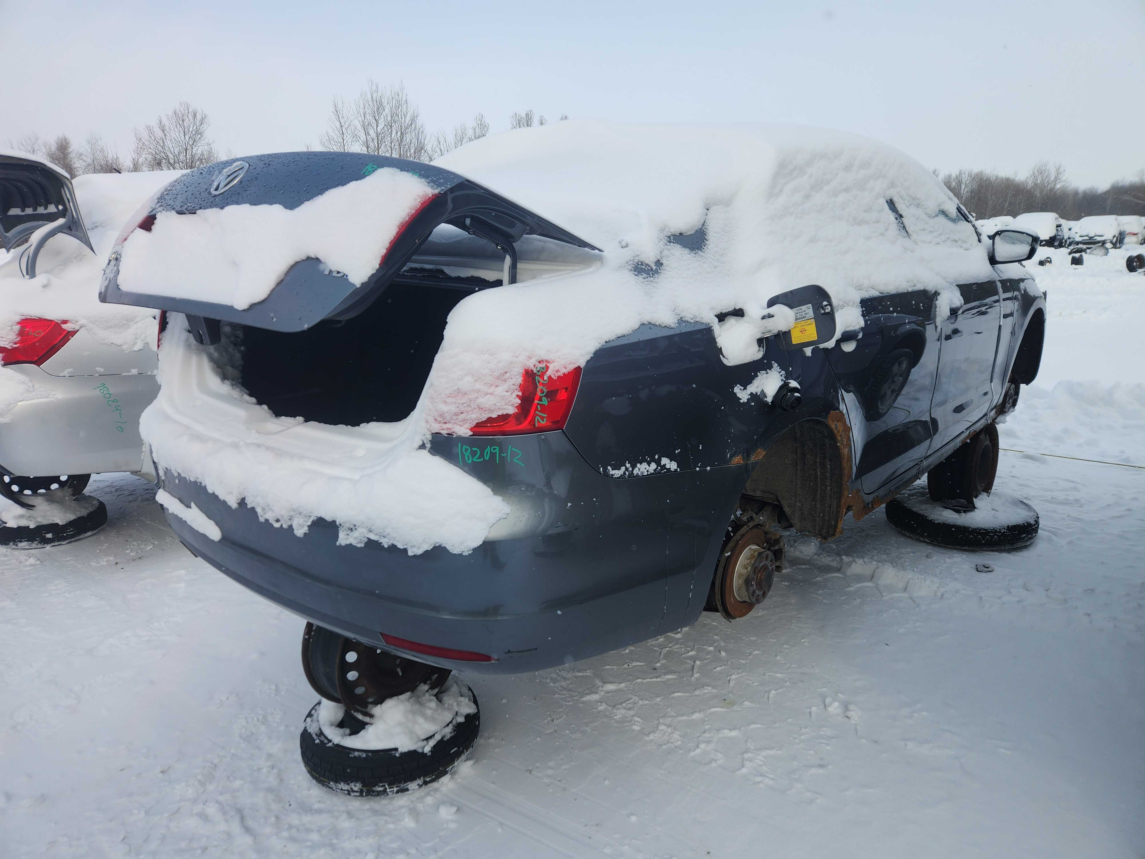 VOLKSWAGEN JETTA 2012