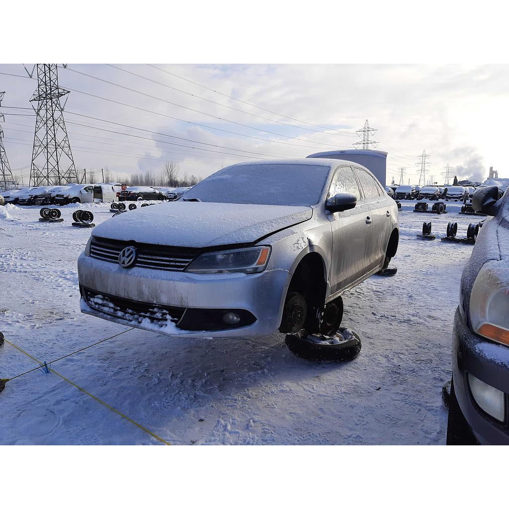 VOLKSWAGEN JETTA 2013