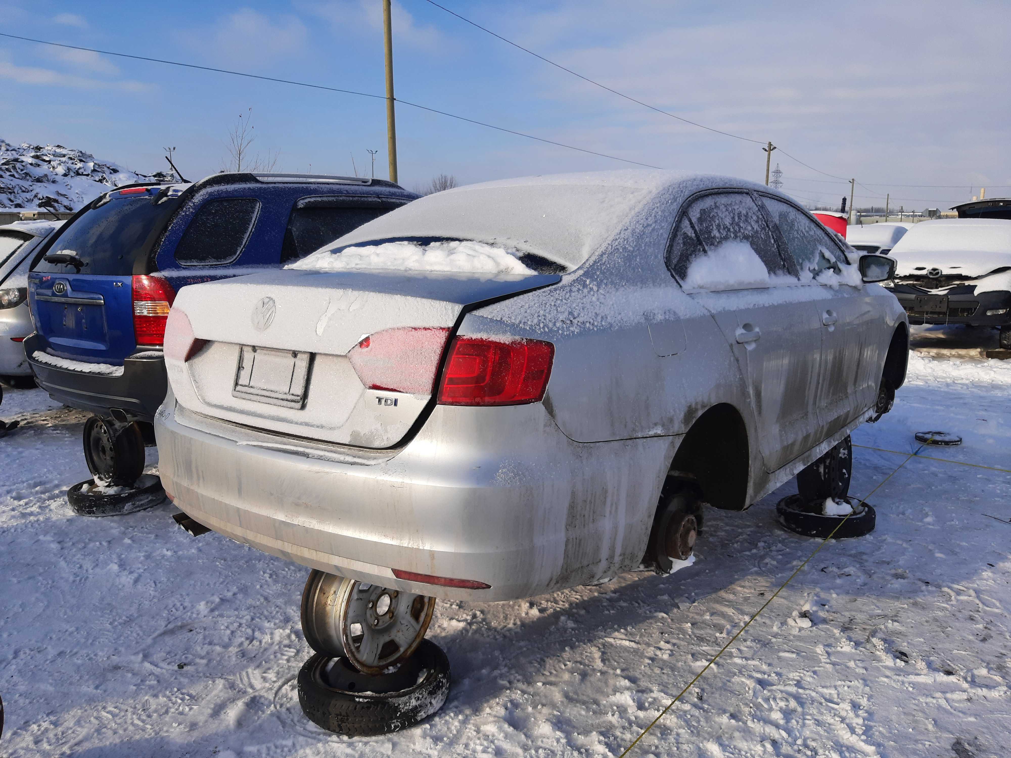 VOLKSWAGEN JETTA 2013