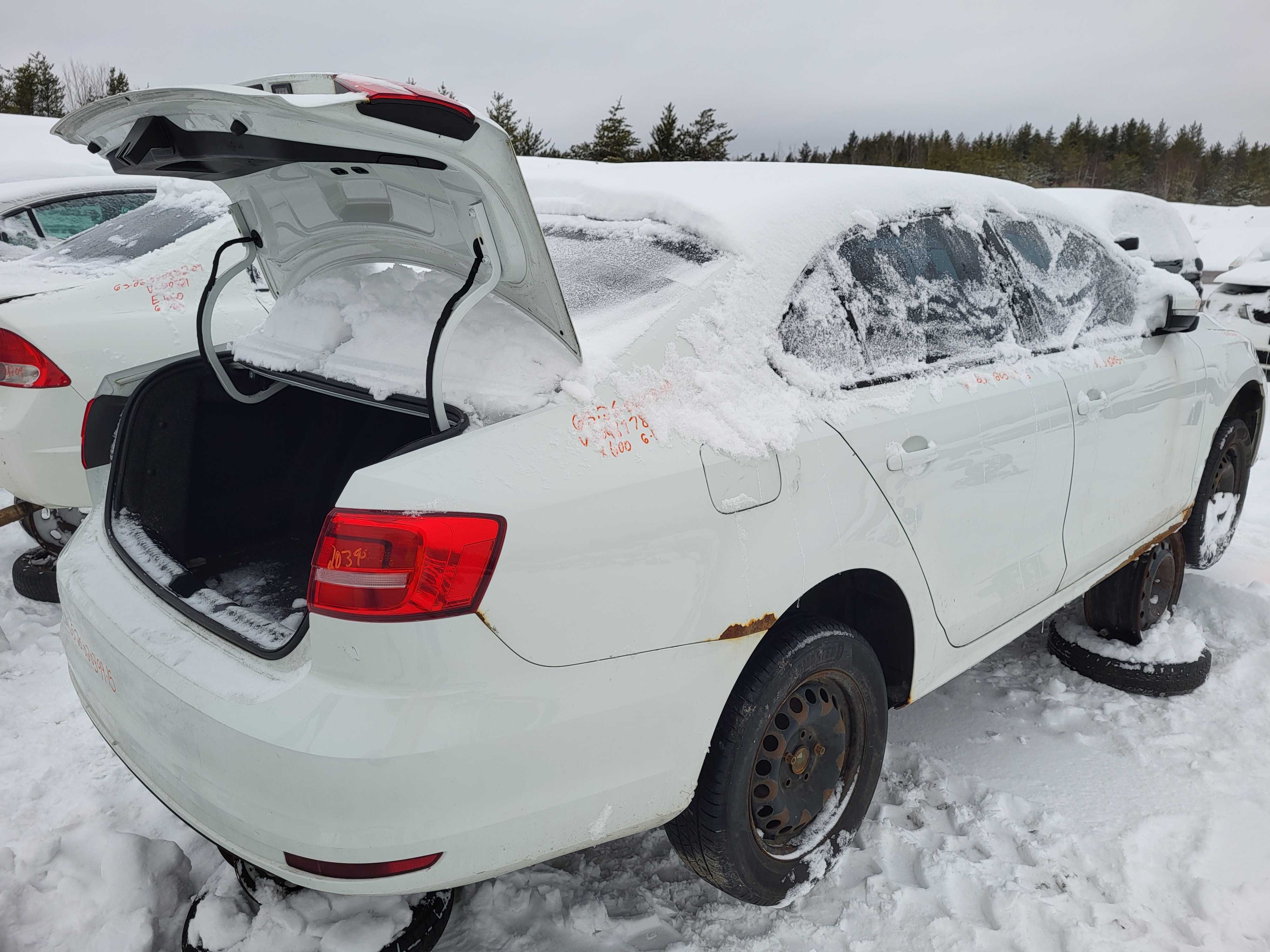 VOLKSWAGEN JETTA 2015