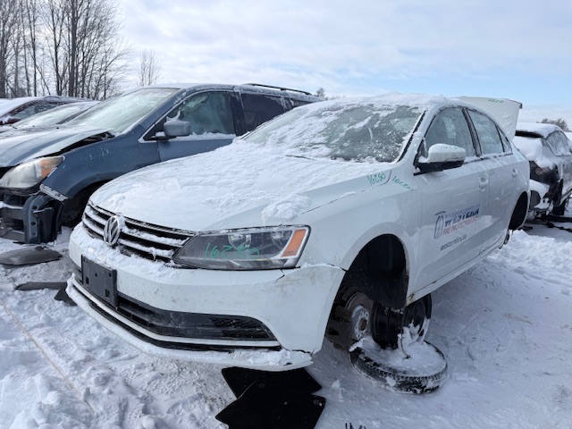 VOLKSWAGEN JETTA 2015