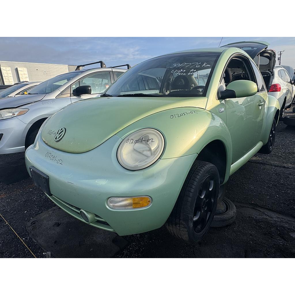 VOLKSWAGEN NEW BEETLE 2002