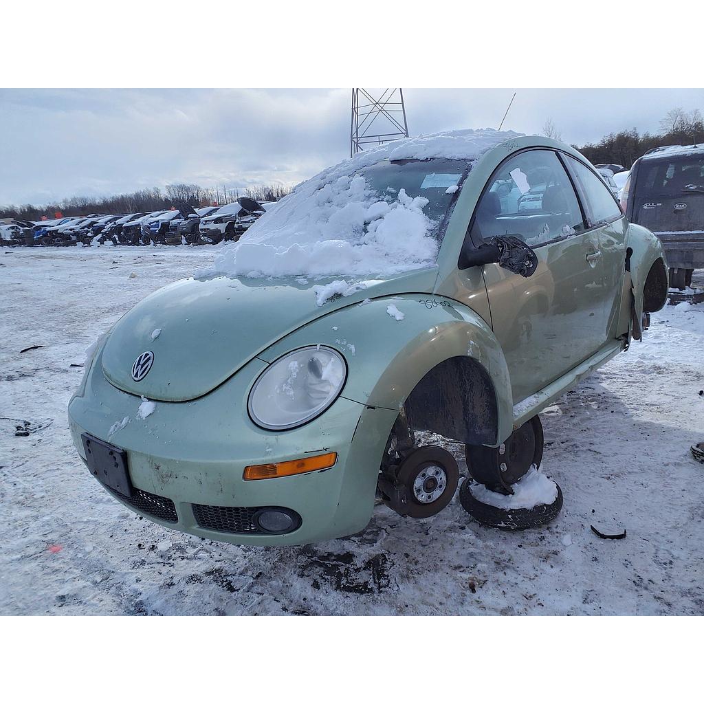 VOLKSWAGEN NEW BEETLE 2006