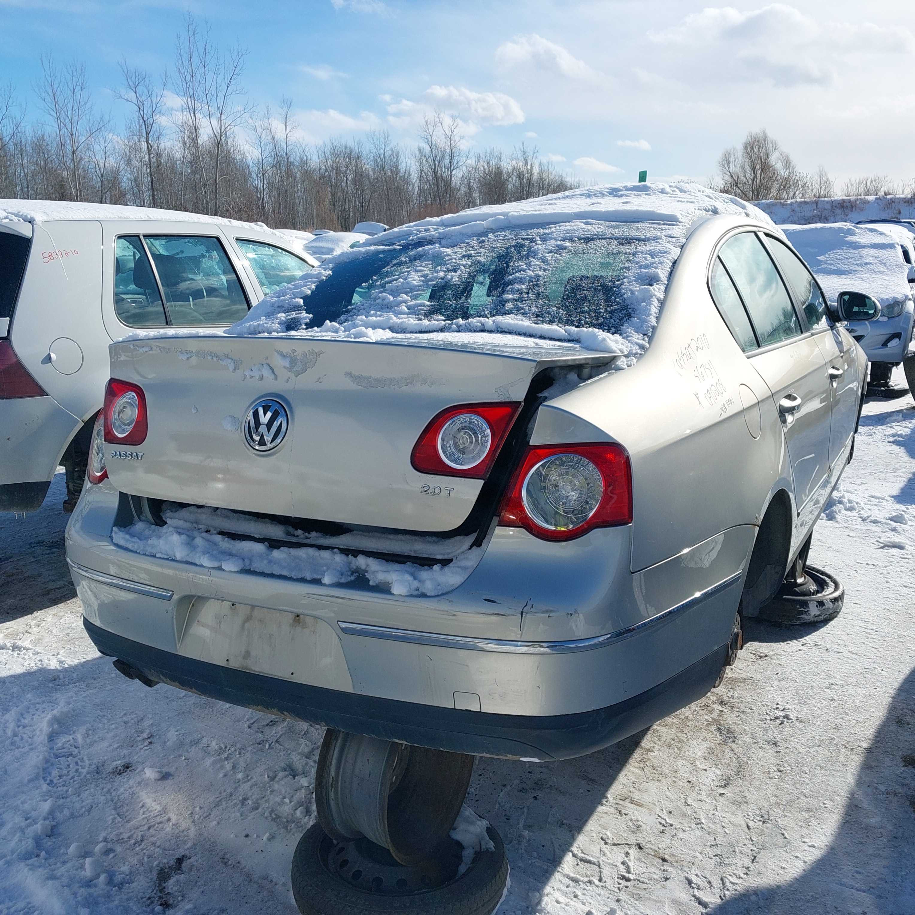 VOLKSWAGEN PASSAT 2010