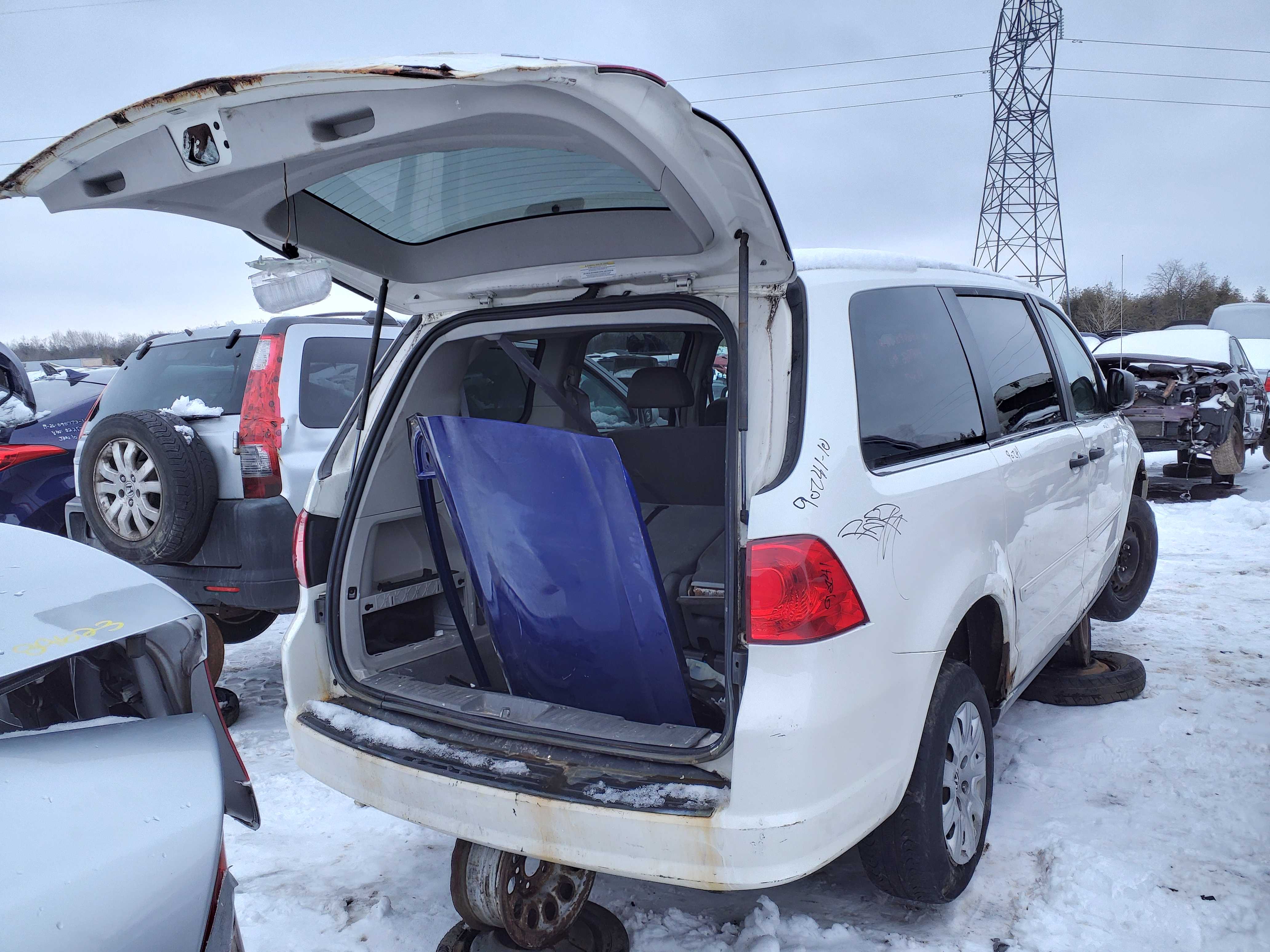 VOLKSWAGEN ROUTAN 2010