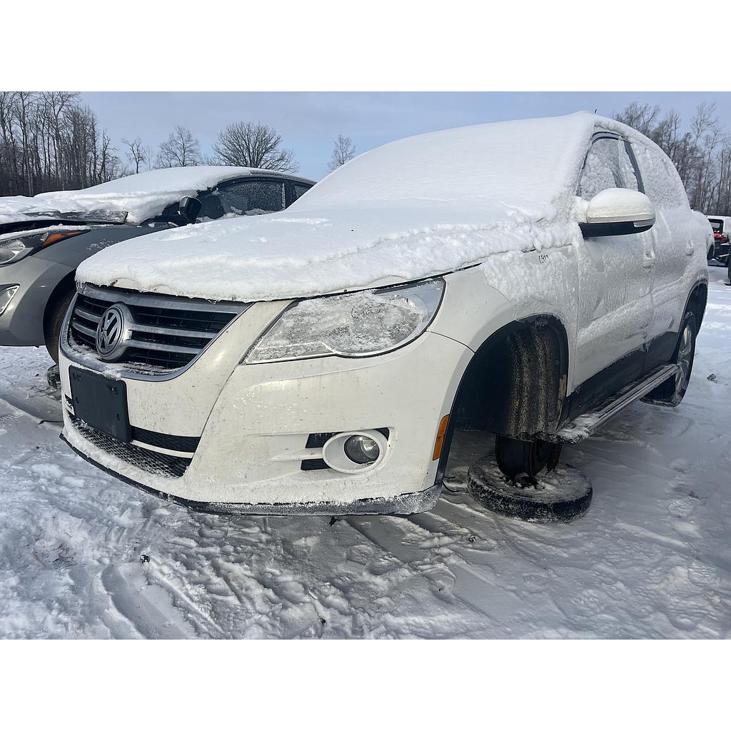 VOLKSWAGEN TIGUAN 2011