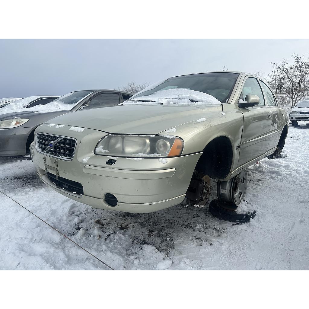 VOLVO S60 2005