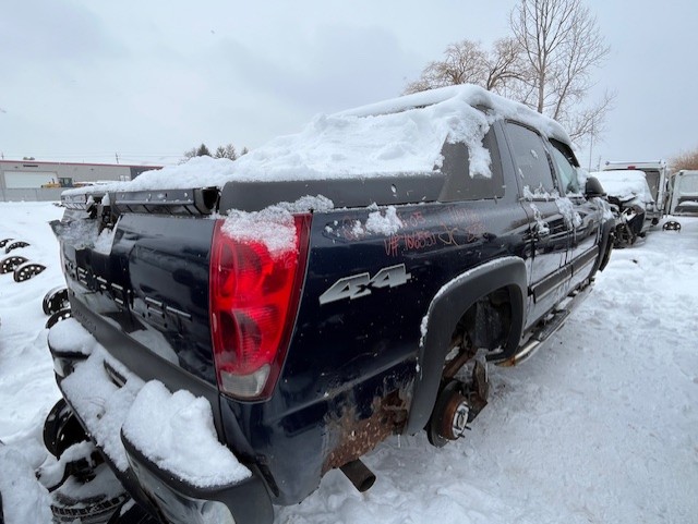 CHEVROLET AVALANCHE 2005