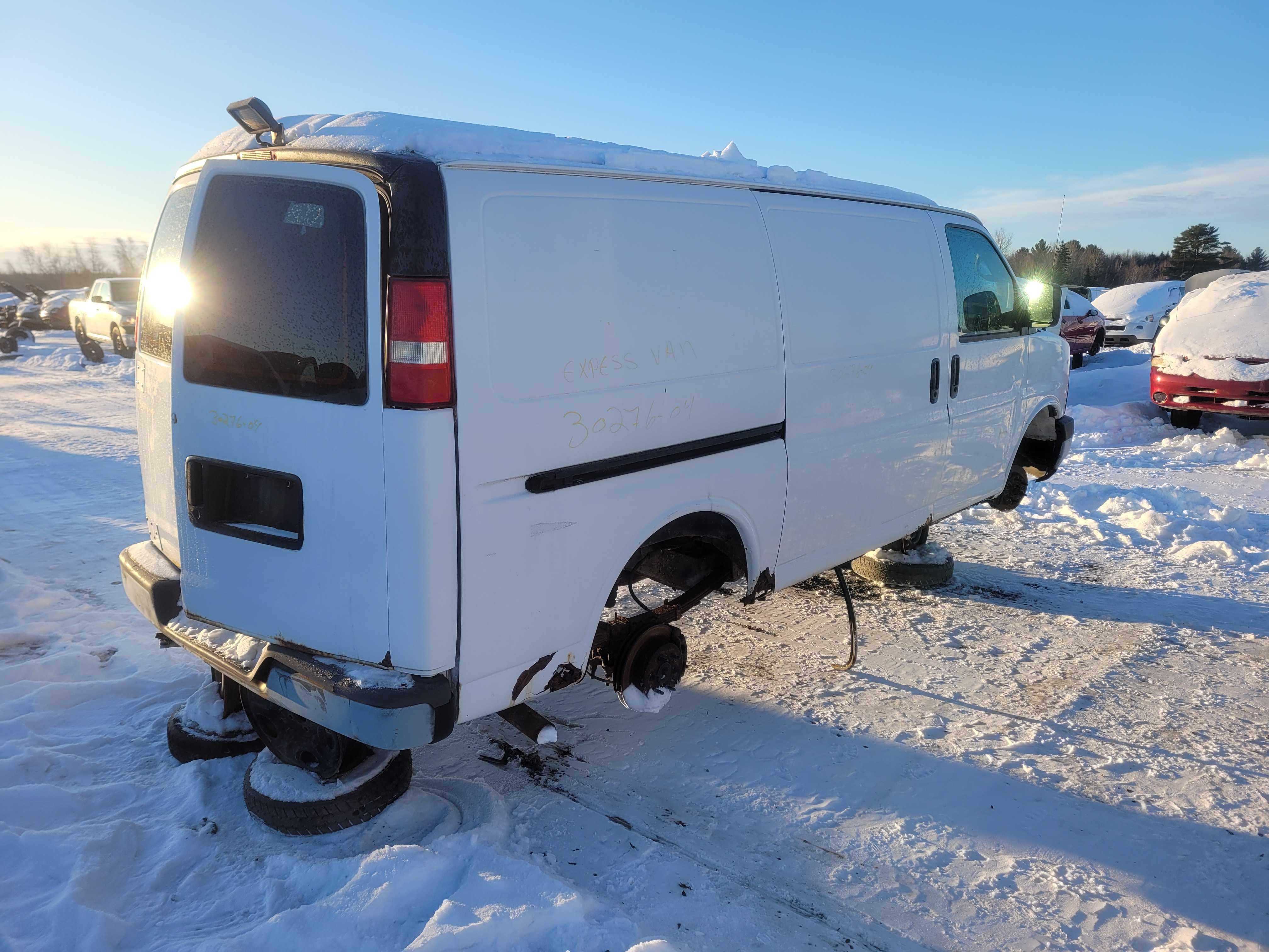 CHEVROLET EXPRESS VAN 2004