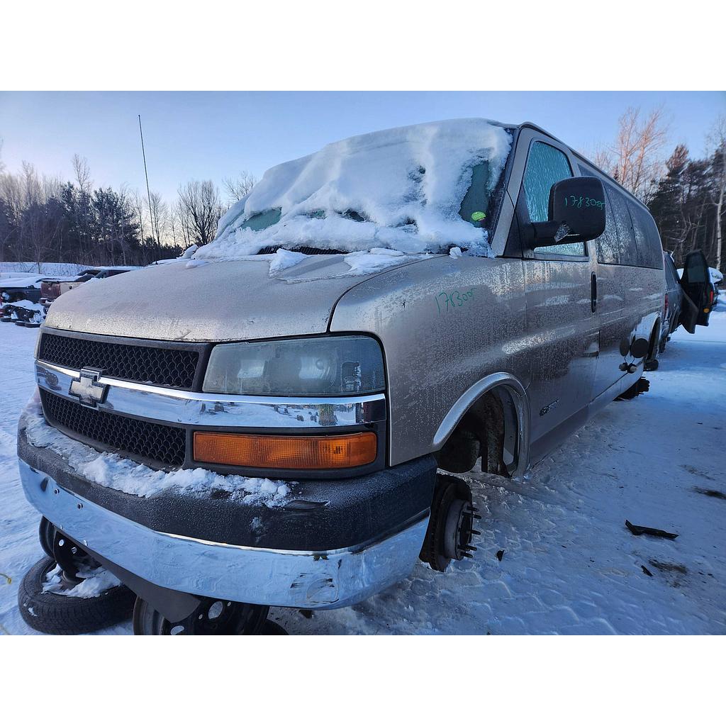 CHEVROLET EXPRESS VAN 2005