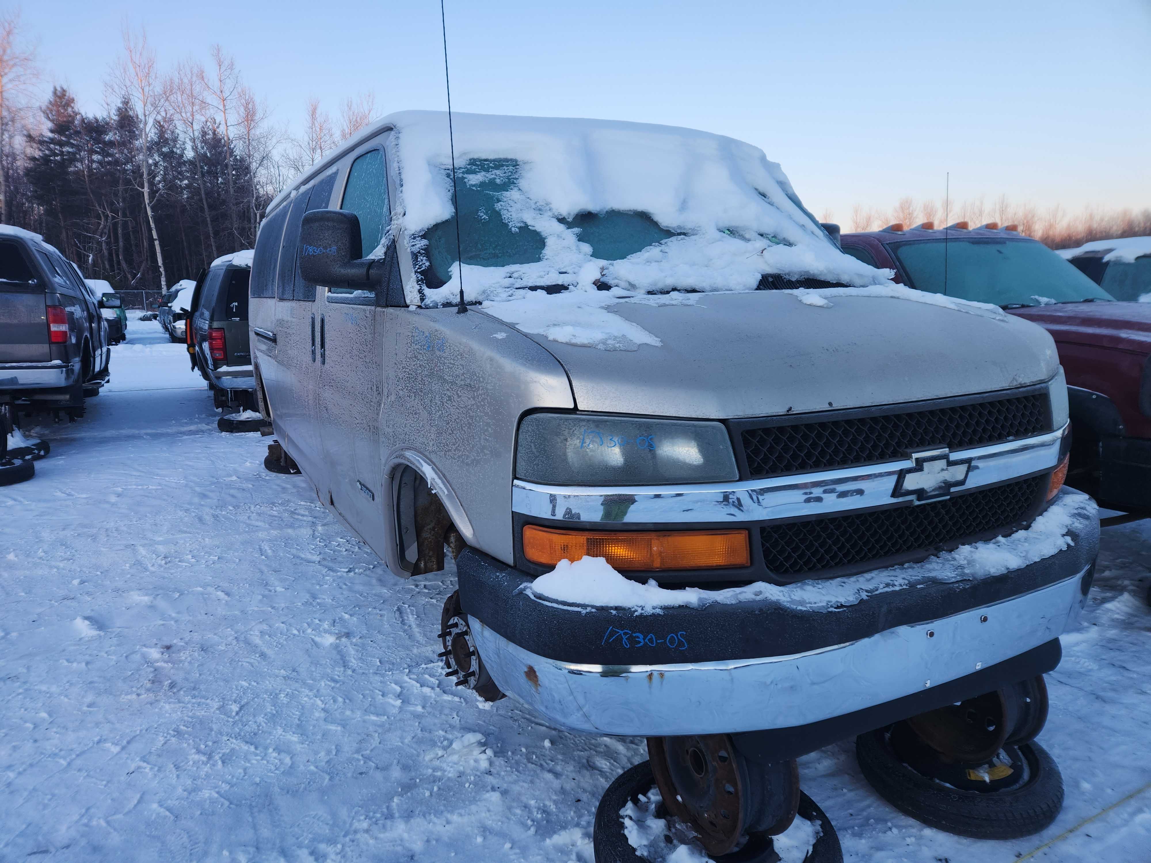 CHEVROLET EXPRESS VAN 2005