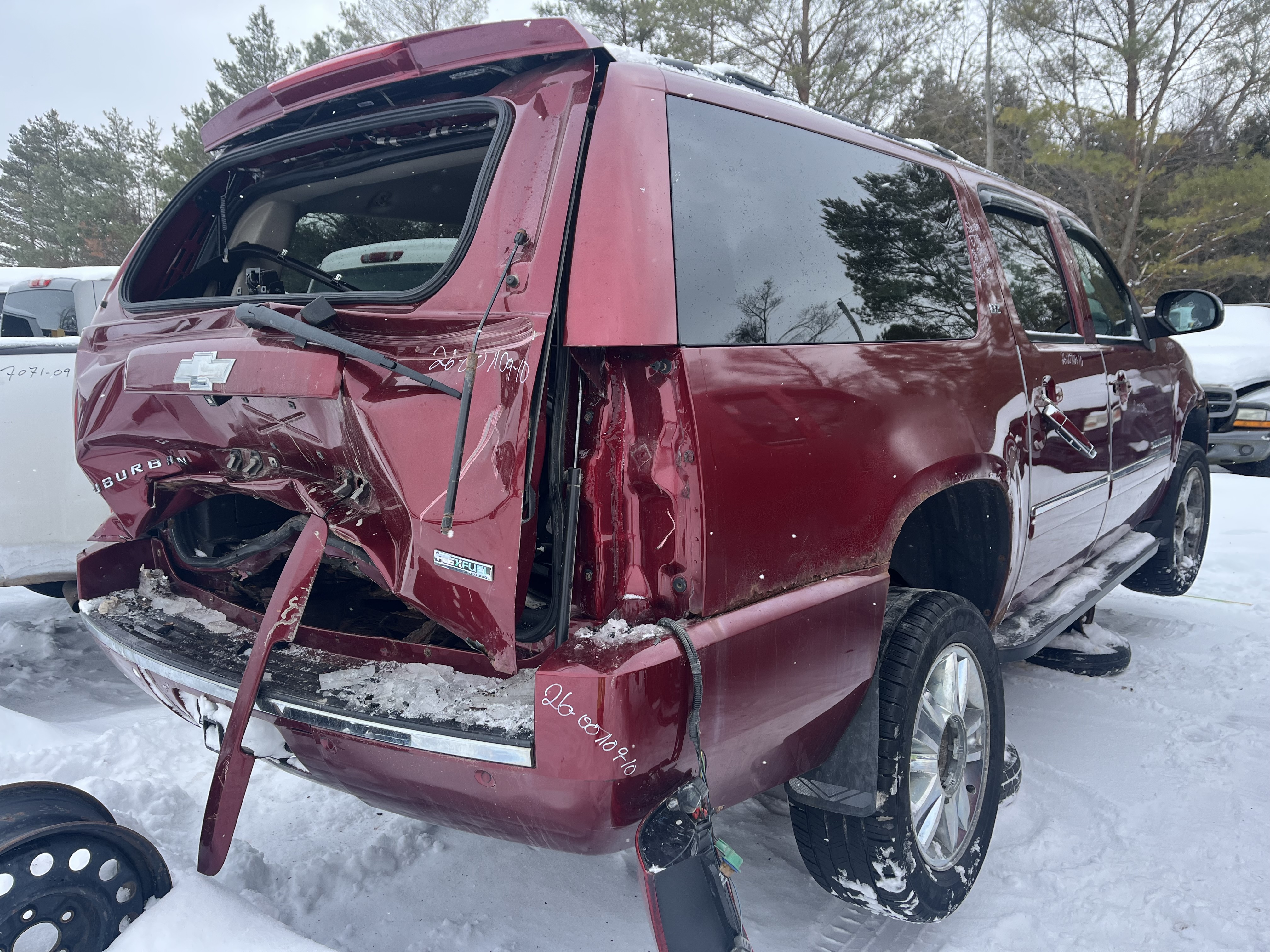 CHEVROLET SUBURBAN 2010