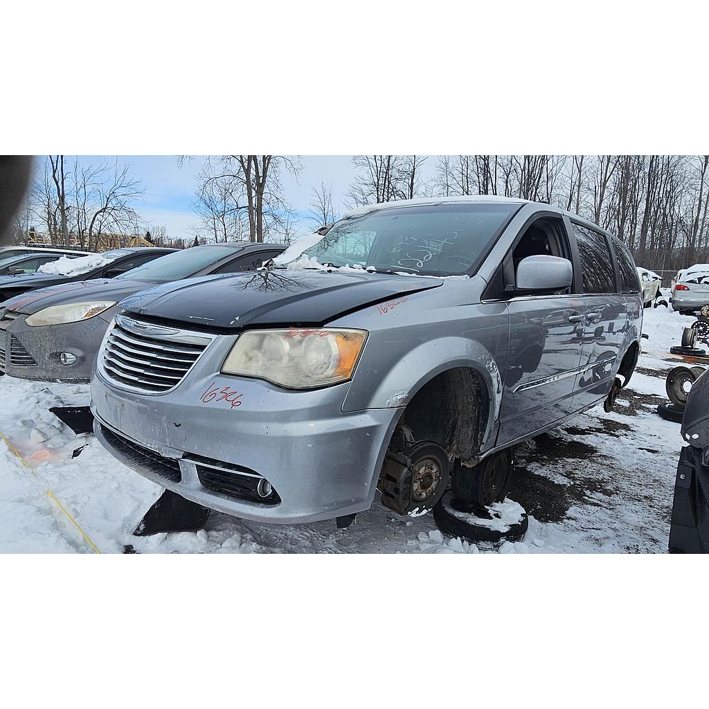 CHRYSLER TOWN &amp; COUNTRY 2014