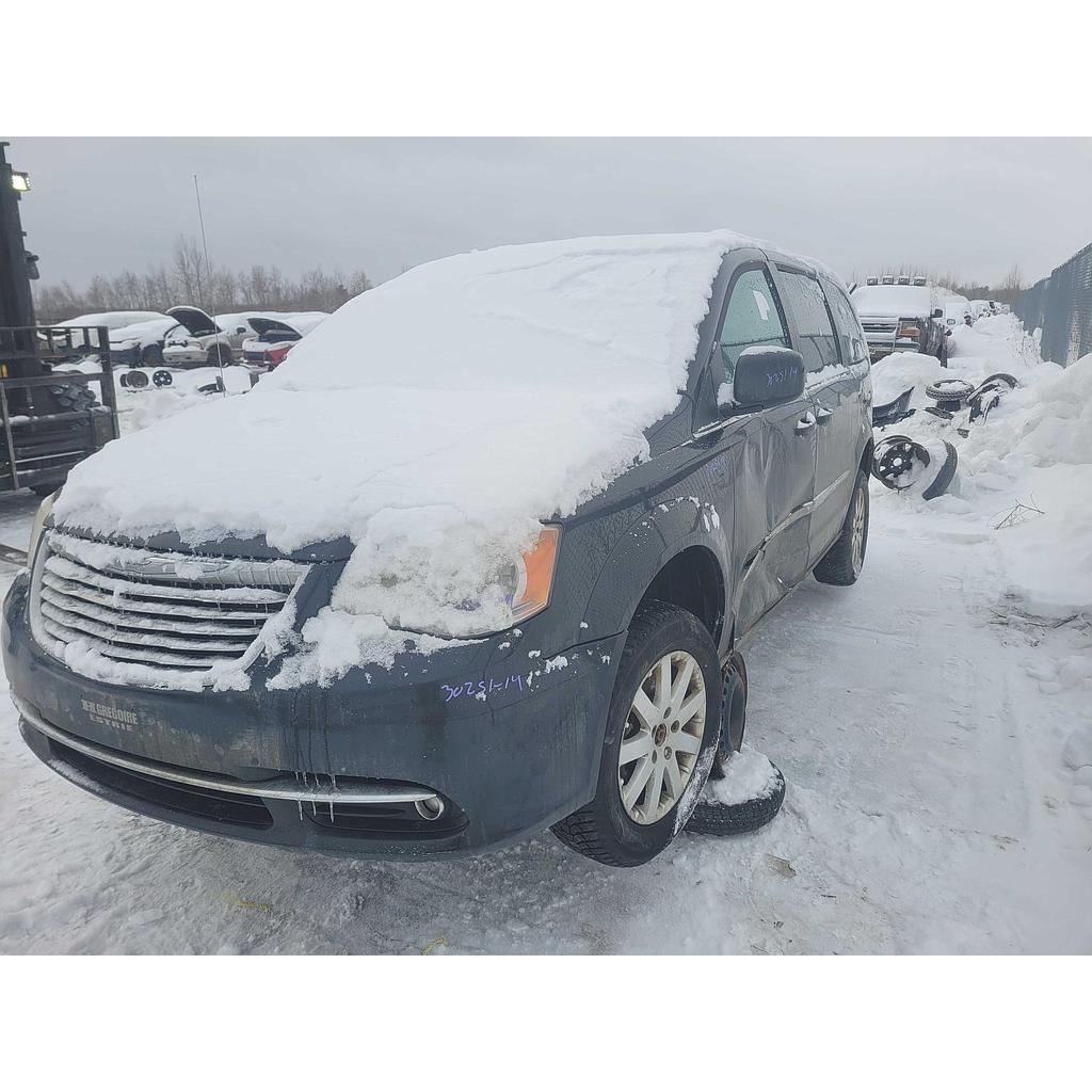 CHRYSLER TOWN &amp; COUNTRY 2014