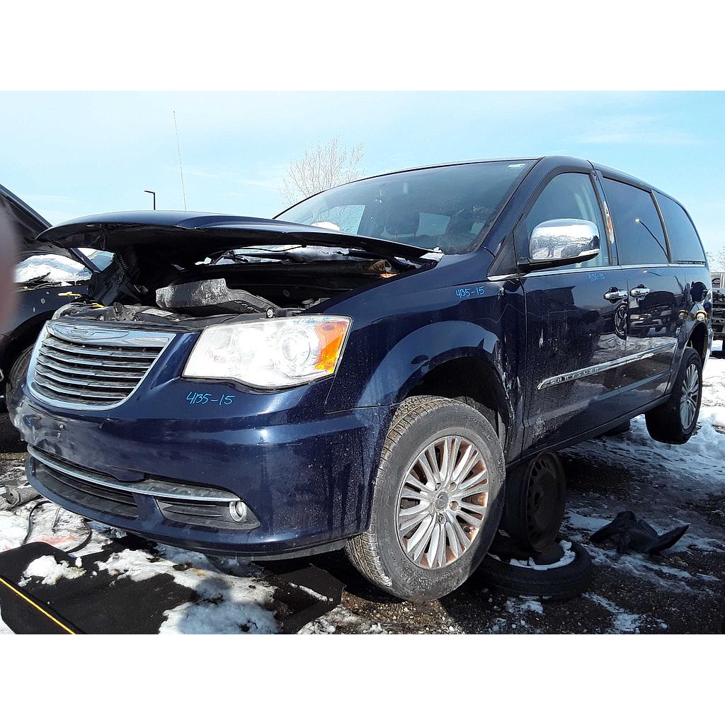 CHRYSLER TOWN &amp; COUNTRY 2015