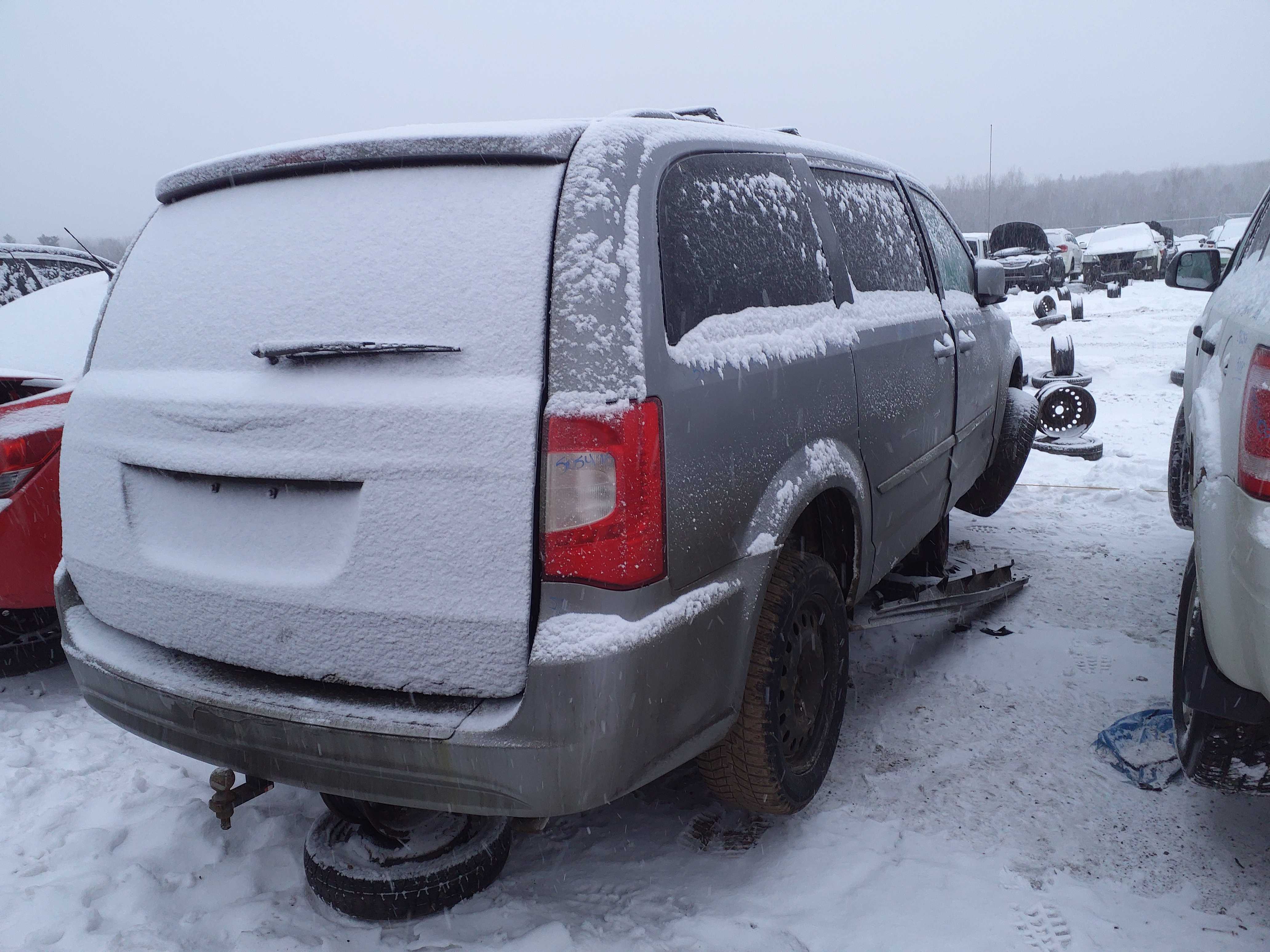 CHRYSLER TOWN &amp; COUNTRY 2015