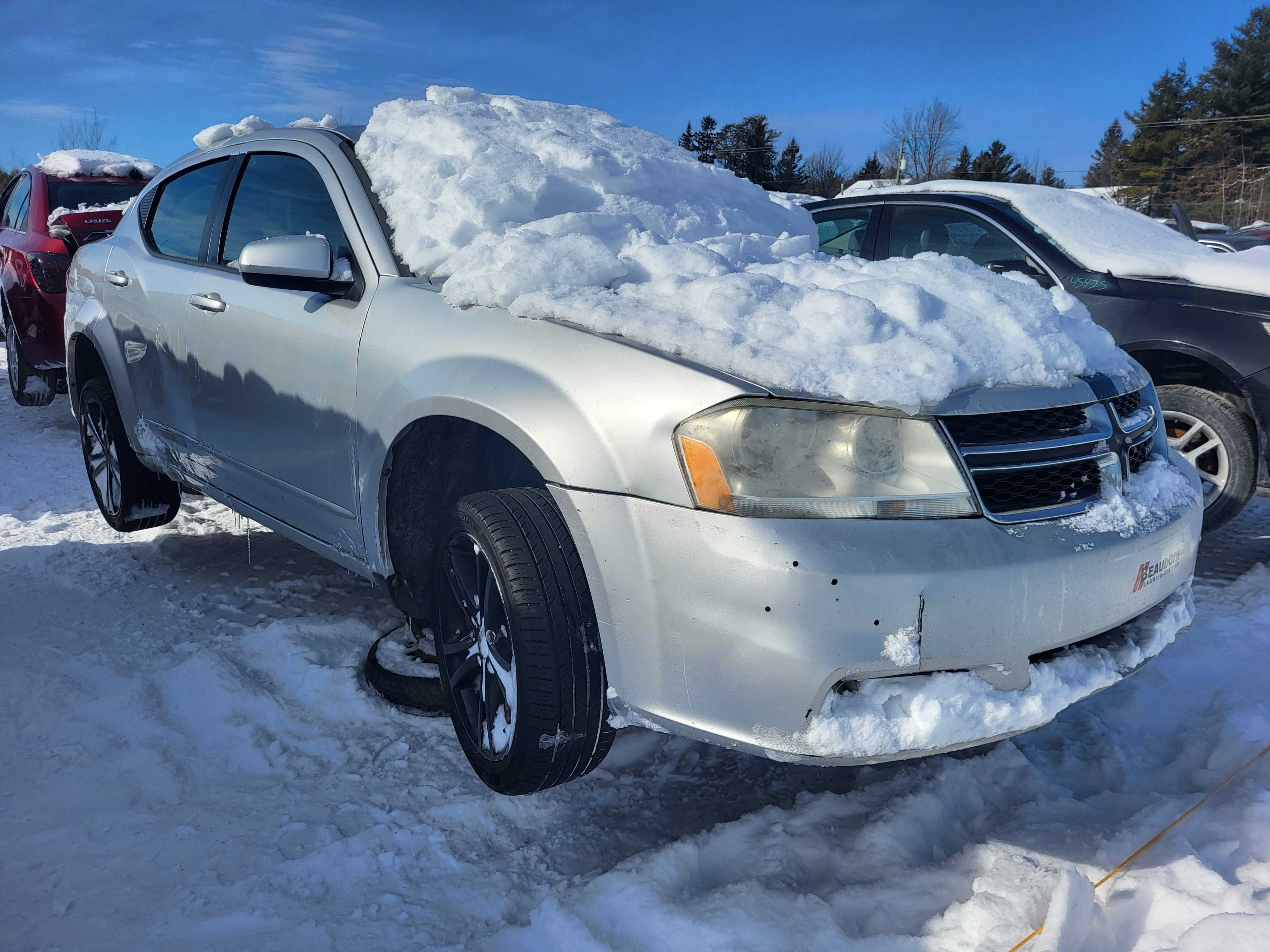 DODGE AVENGER 2011