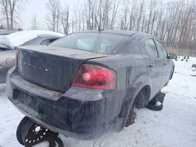 DODGE AVENGER 2013
