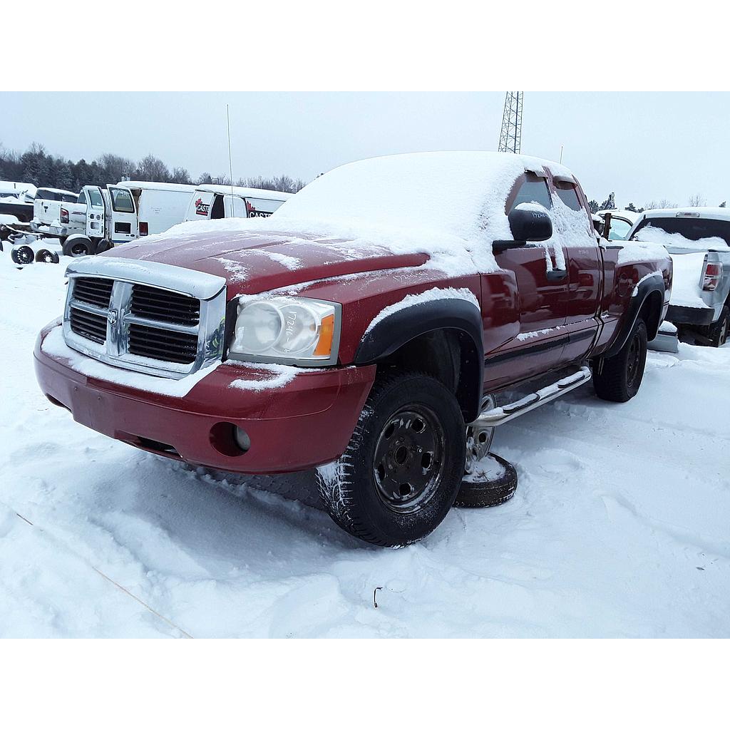 DODGE DAKOTA 2006
