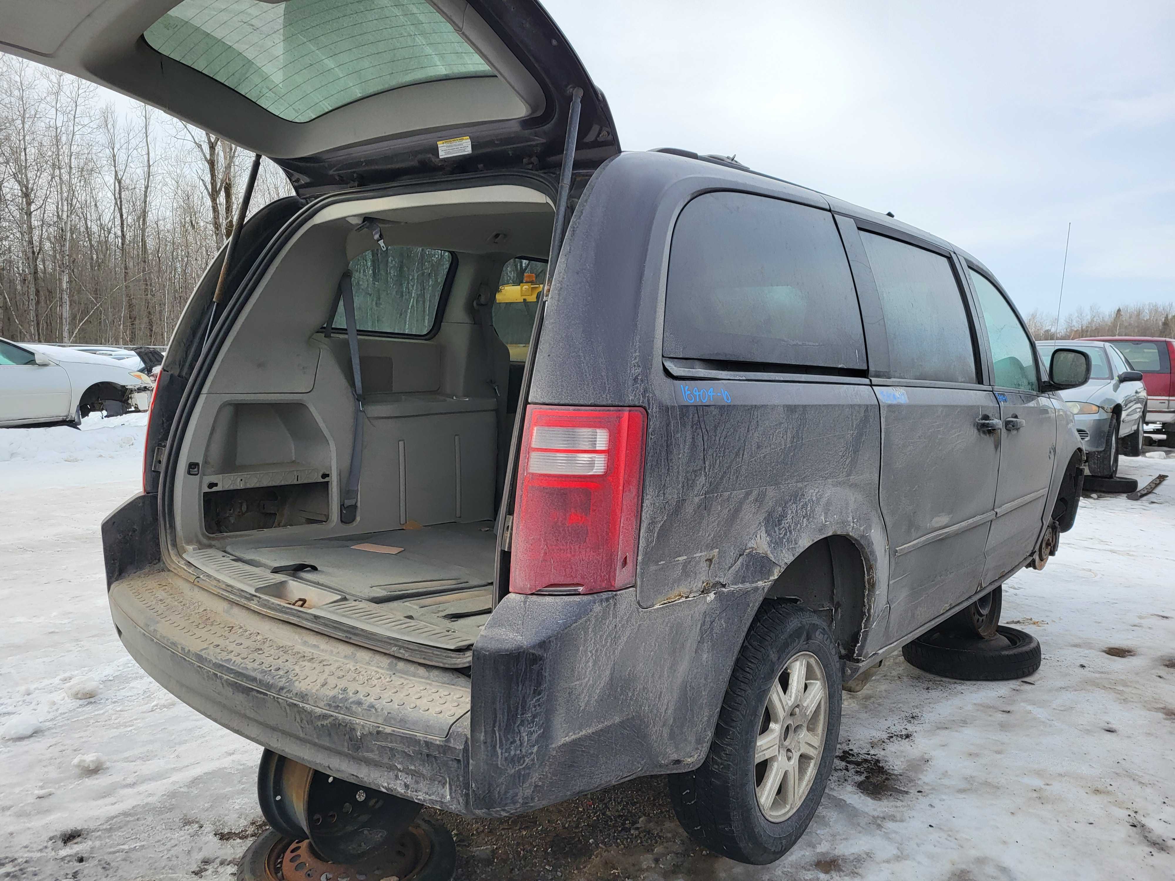 DODGE GRAND CARAVAN 2010