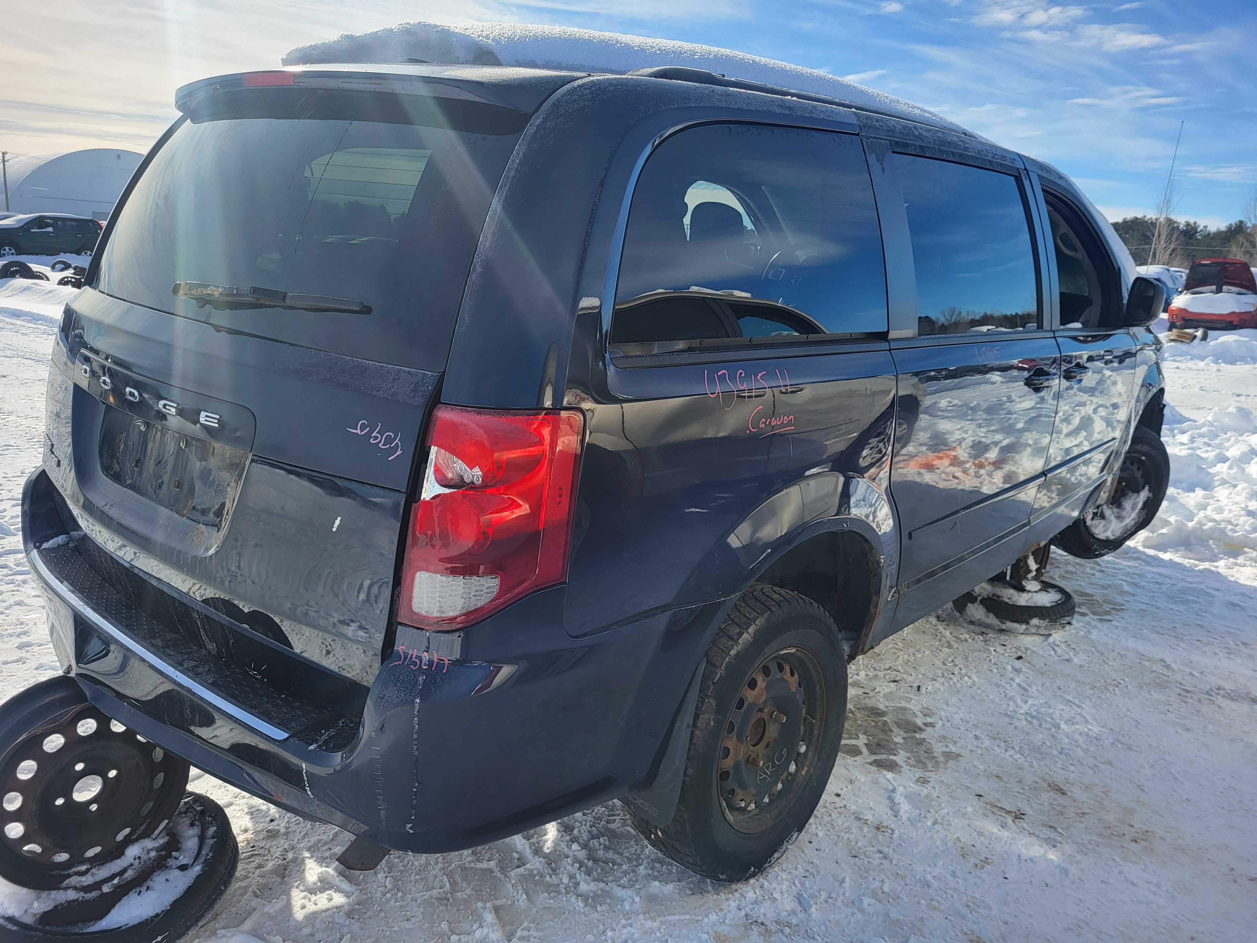 DODGE GRAND CARAVAN 2011