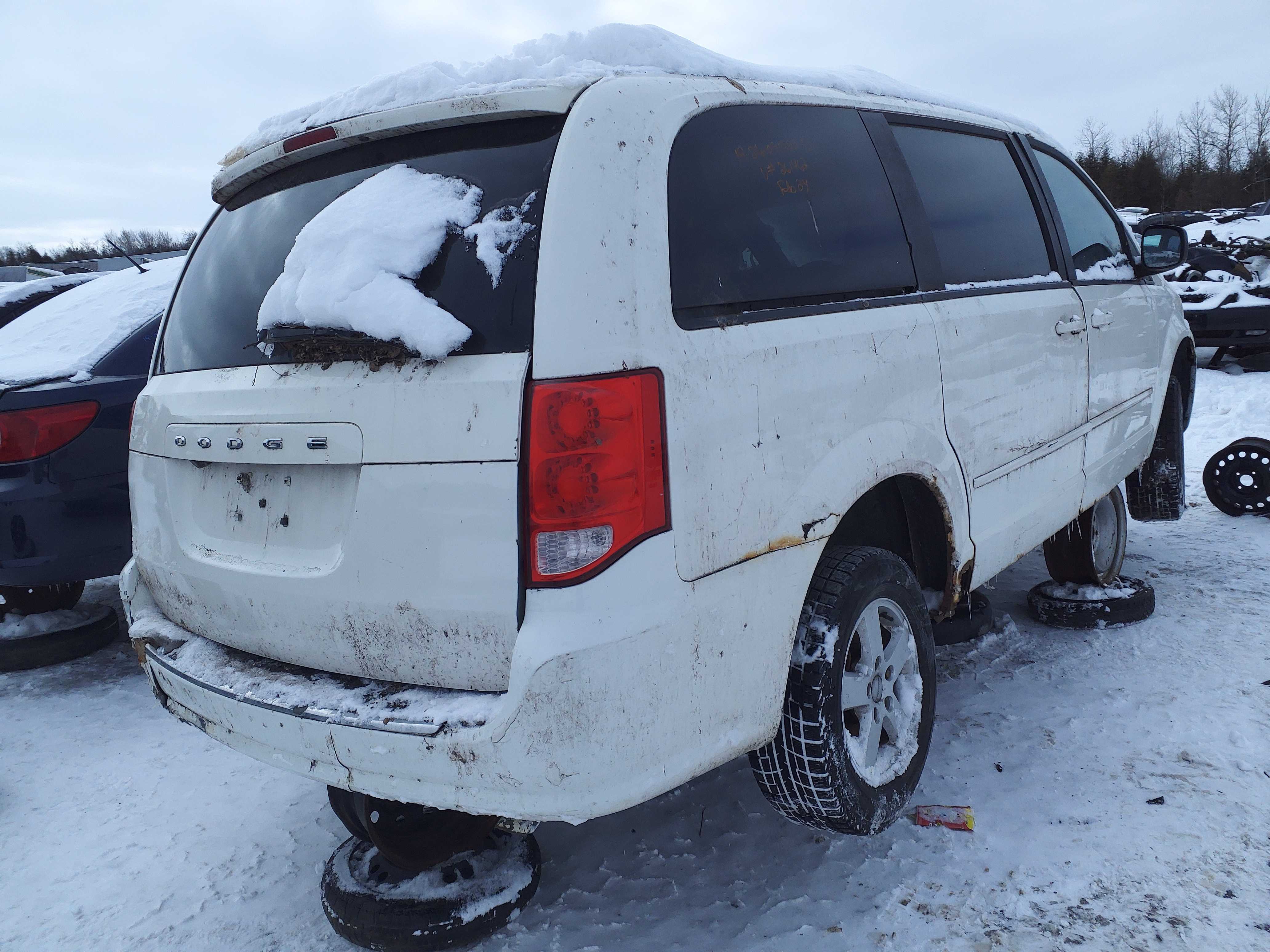 DODGE GRAND CARAVAN 2012