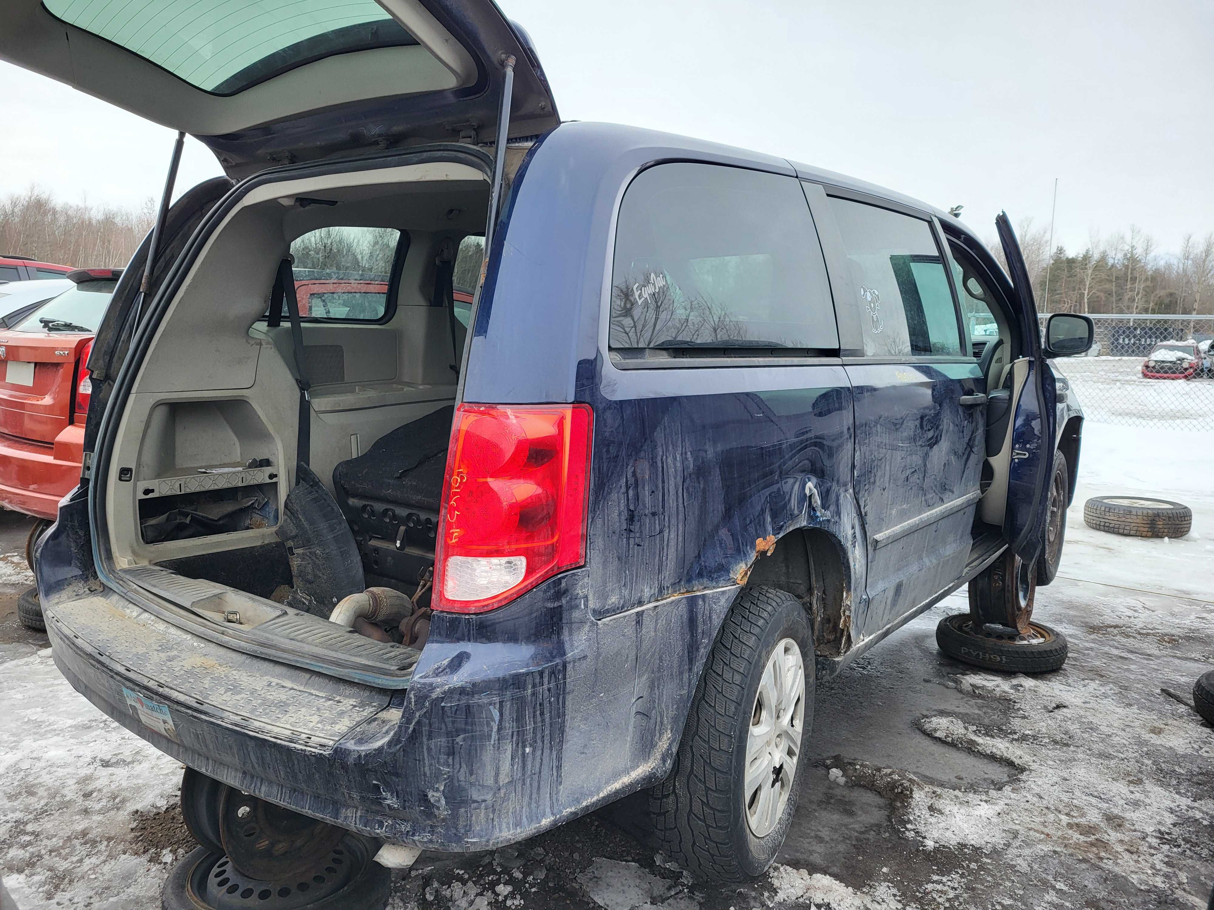 DODGE GRAND CARAVAN 2014