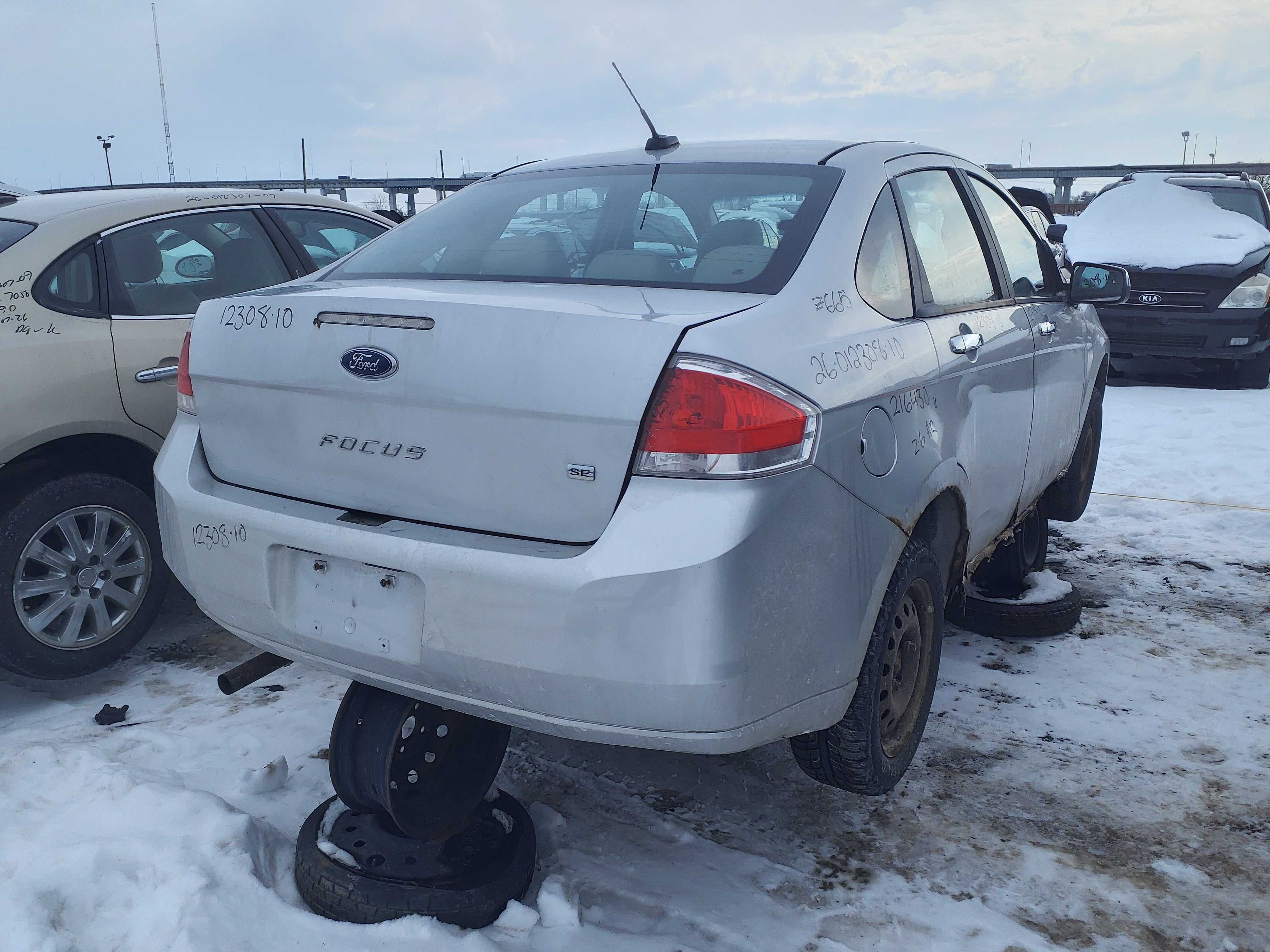 FORD FOCUS 2010