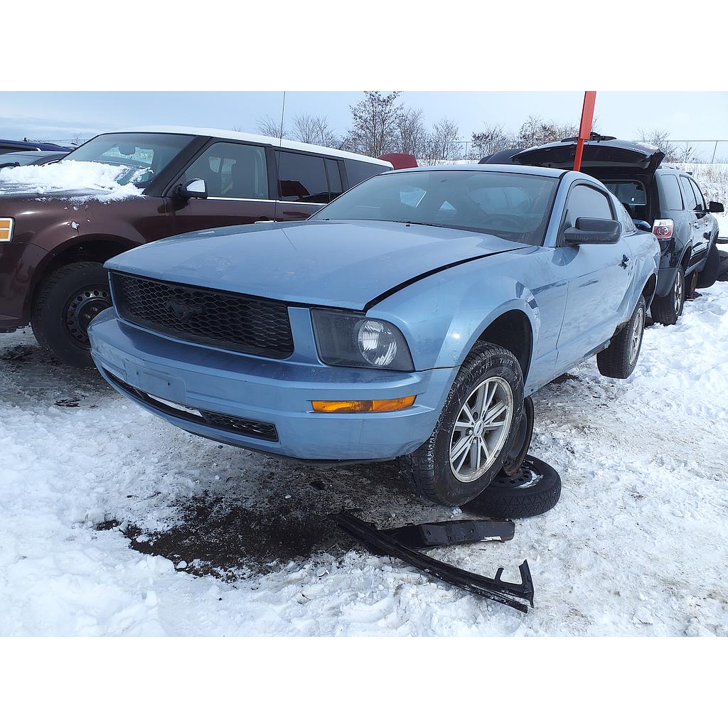 FORD MUSTANG 2005