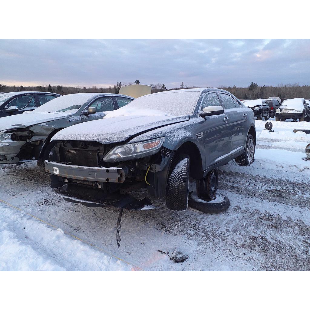 FORD TAURUS 2010