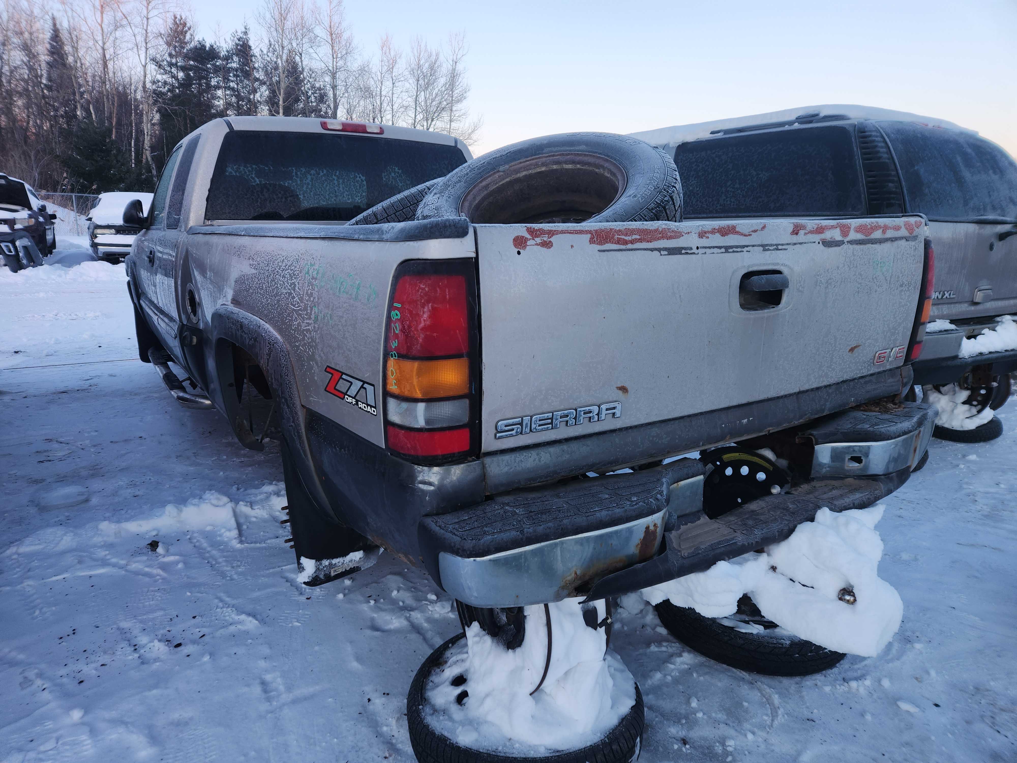 GMC SIERRA 1500 2004