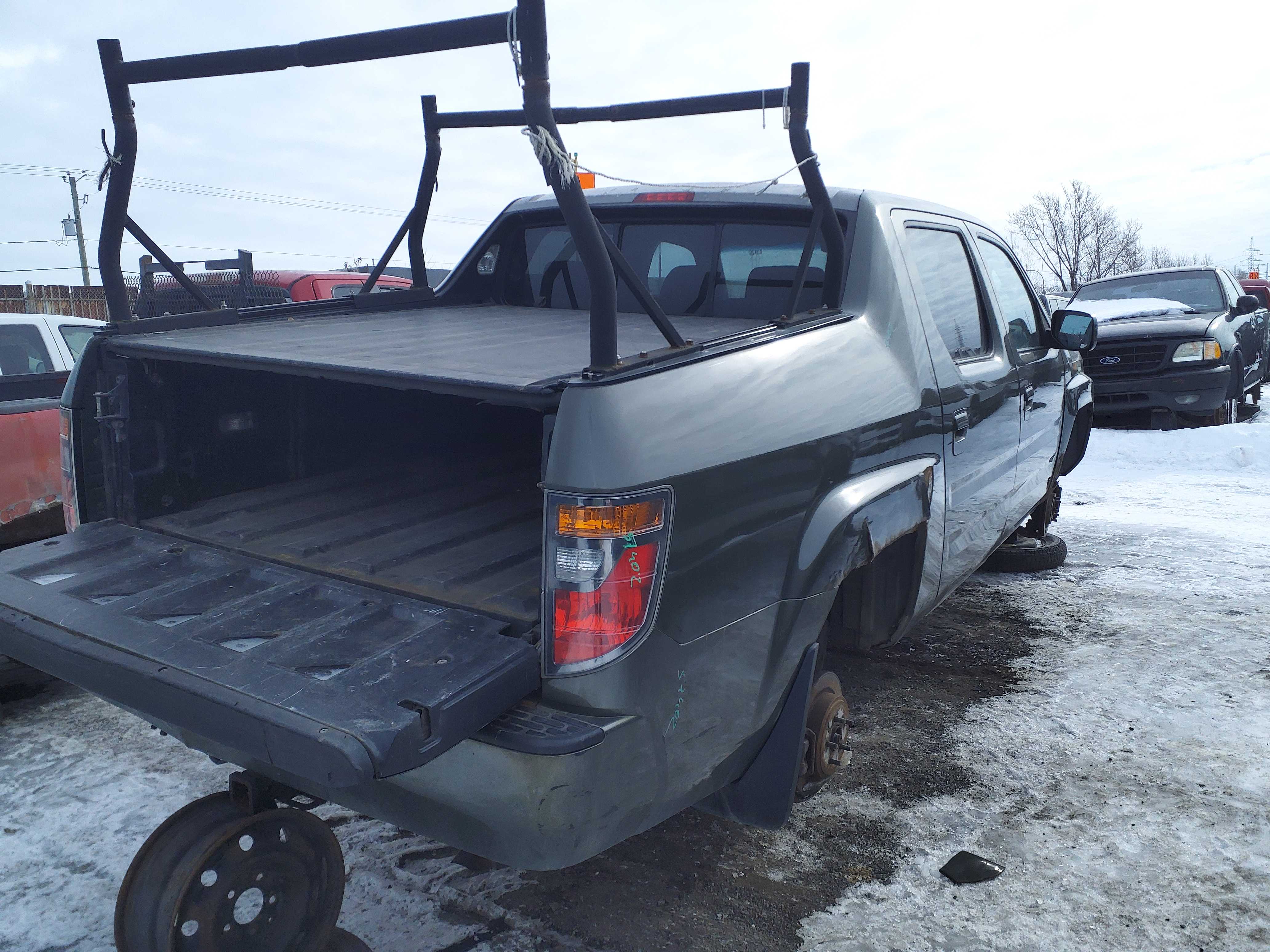 HONDA RIDGELINE 2006