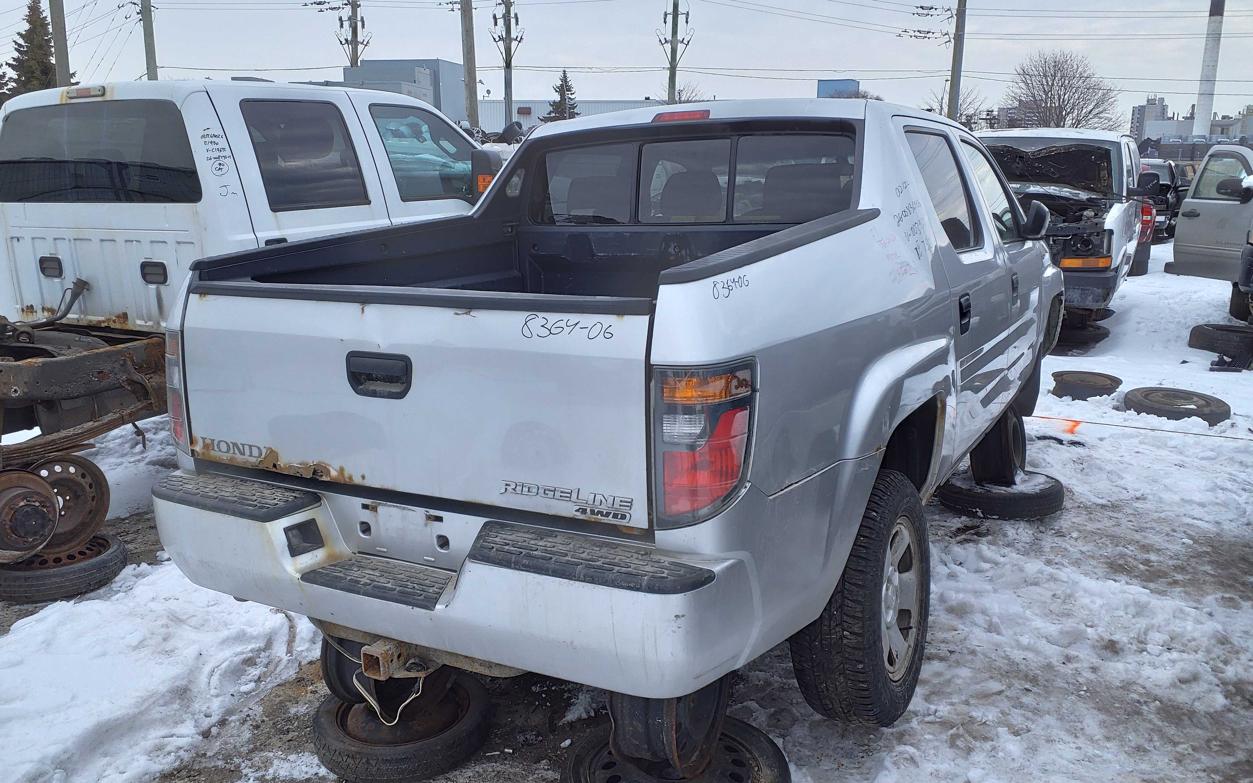 HONDA RIDGELINE 2006