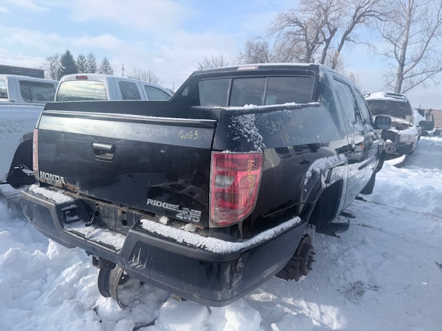 HONDA RIDGELINE 2009
