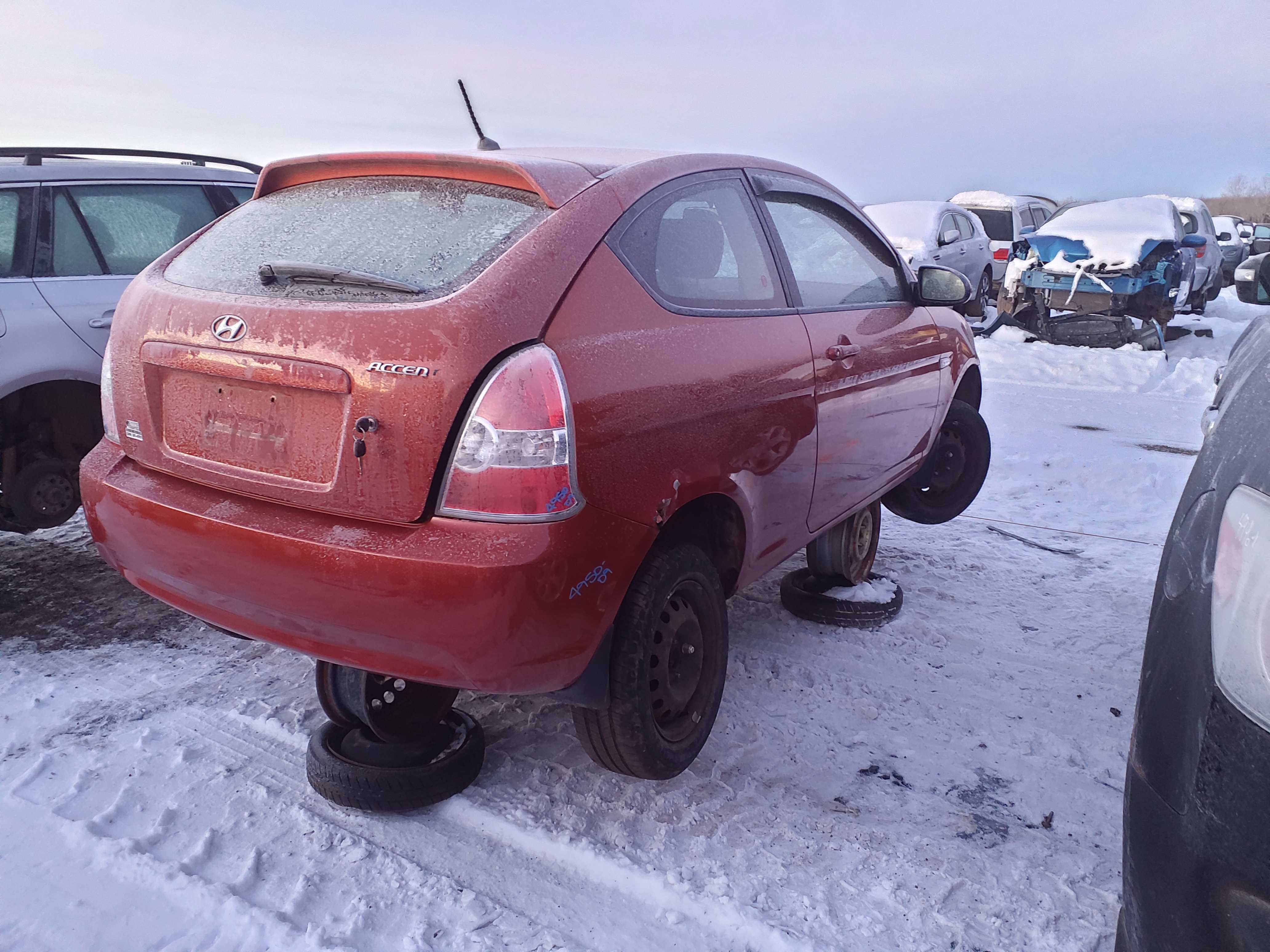 HYUNDAI ACCENT 2009