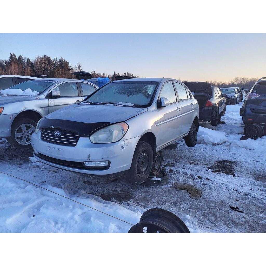 HYUNDAI ACCENT 2009