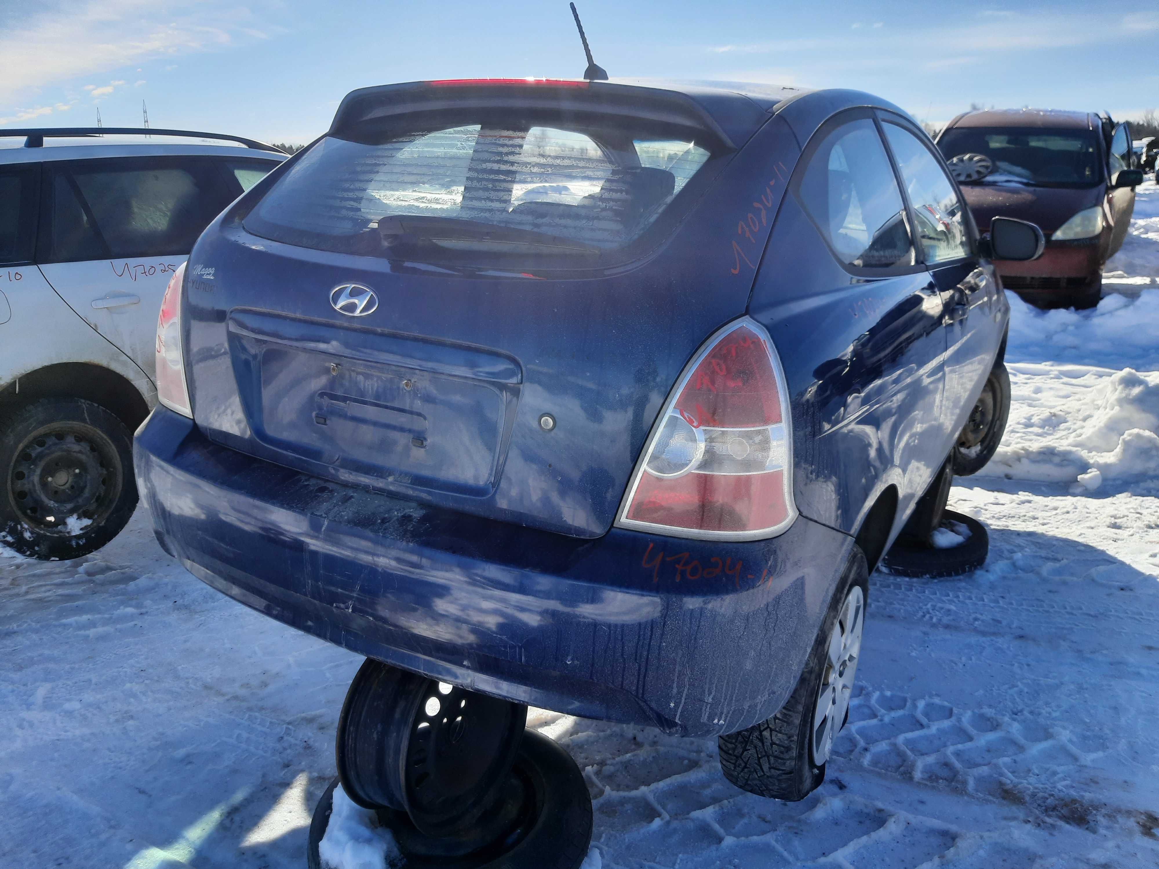 HYUNDAI ACCENT 2011