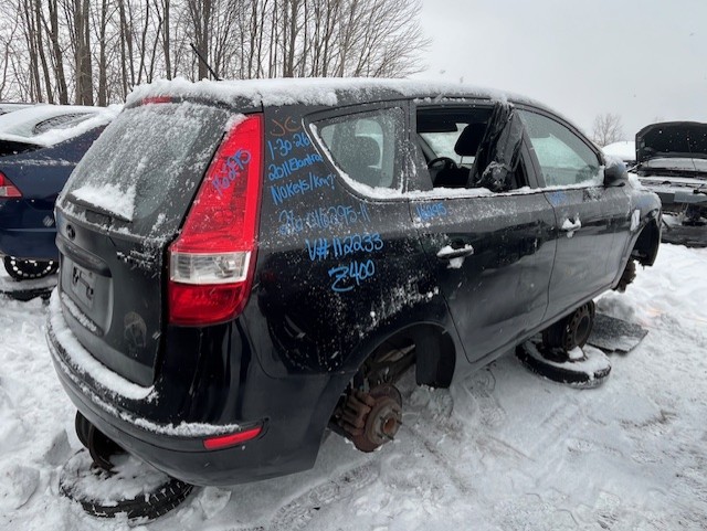 HYUNDAI ELANTRA 2011