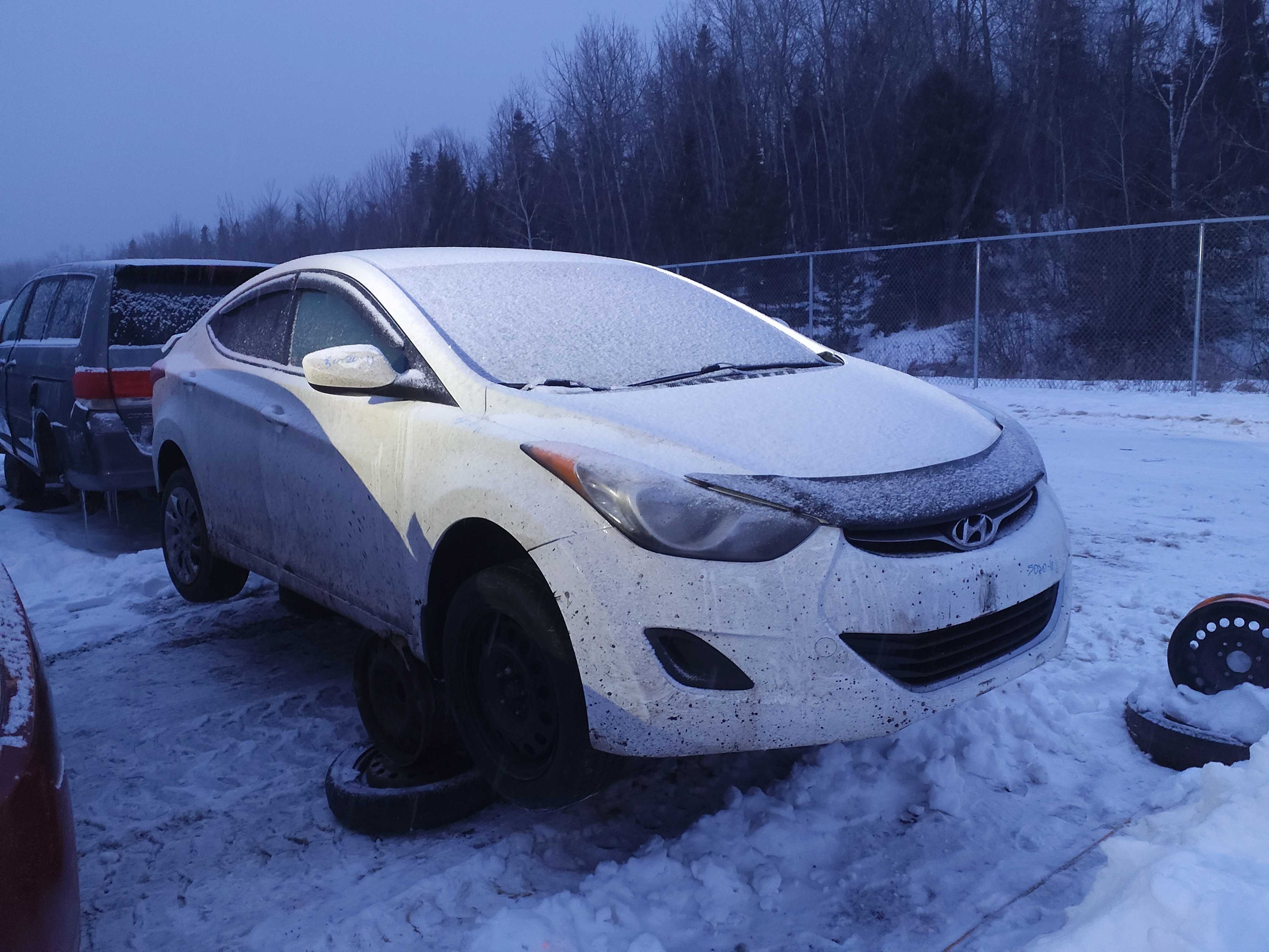 HYUNDAI ELANTRA 2011