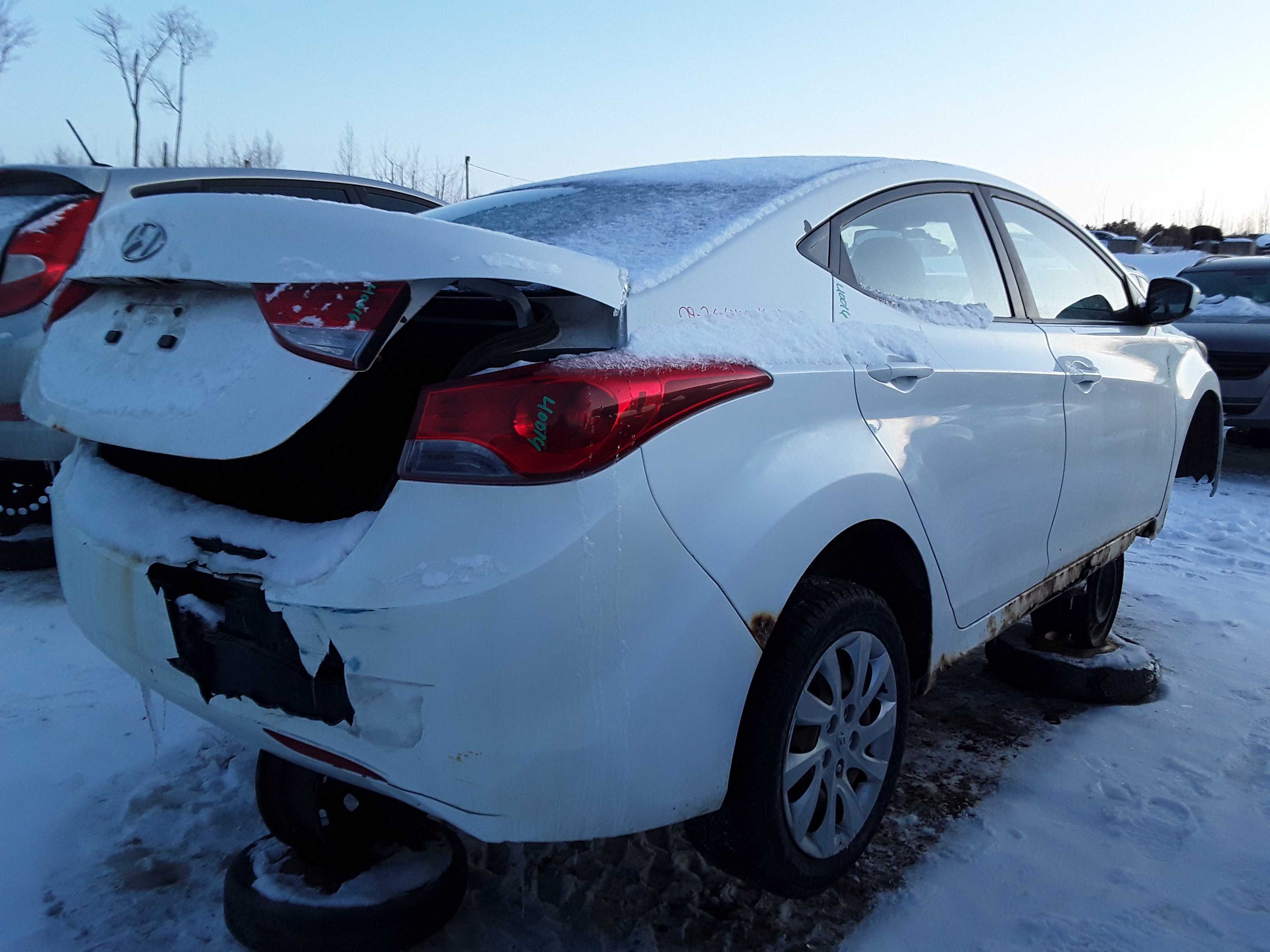 HYUNDAI ELANTRA 2011