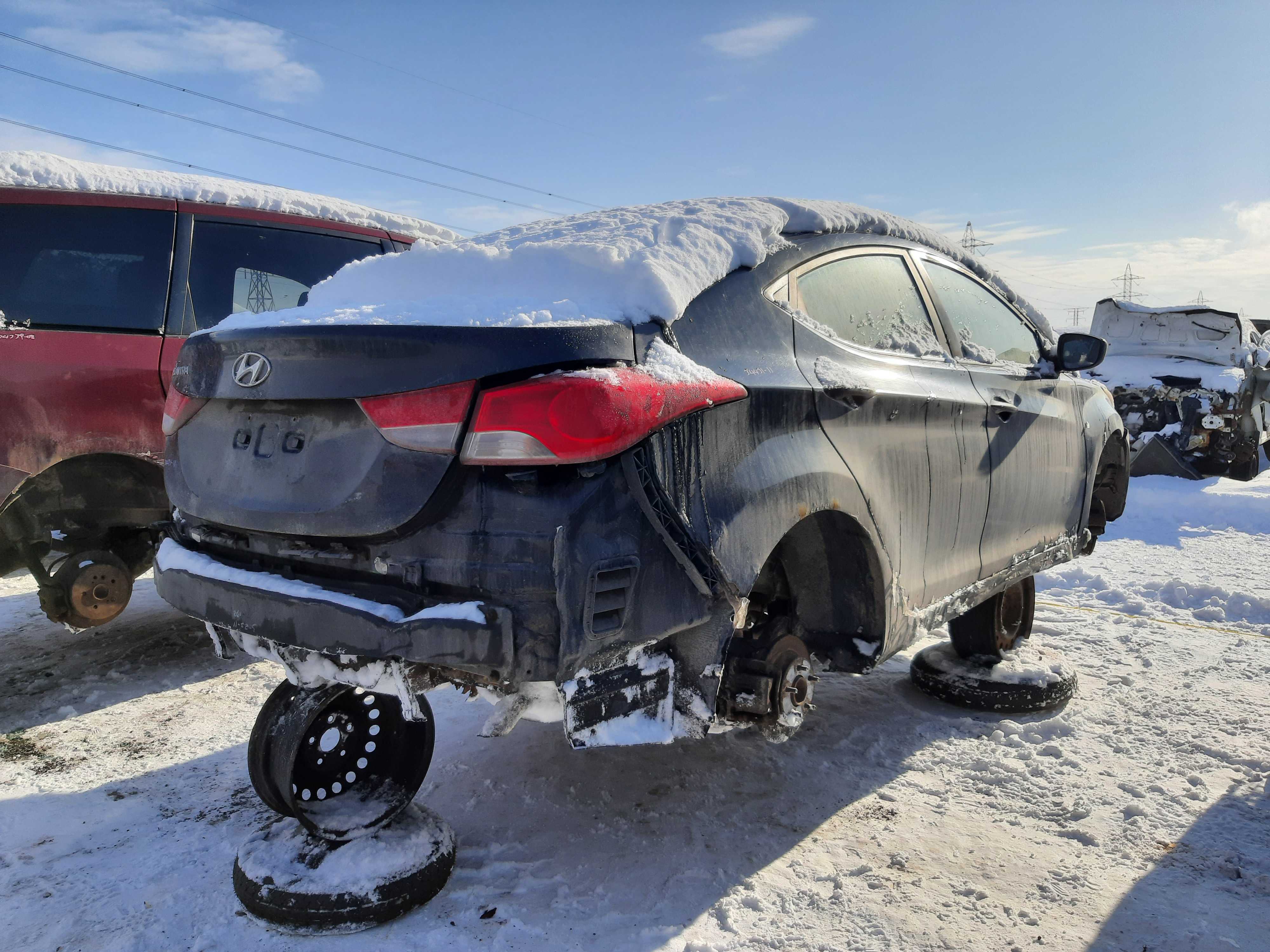 HYUNDAI ELANTRA 2011